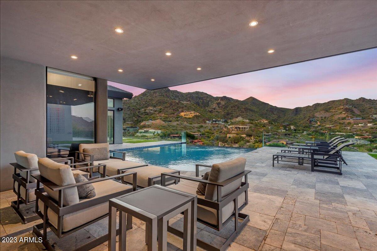 4129 E SANDY MOUNTAIN Road