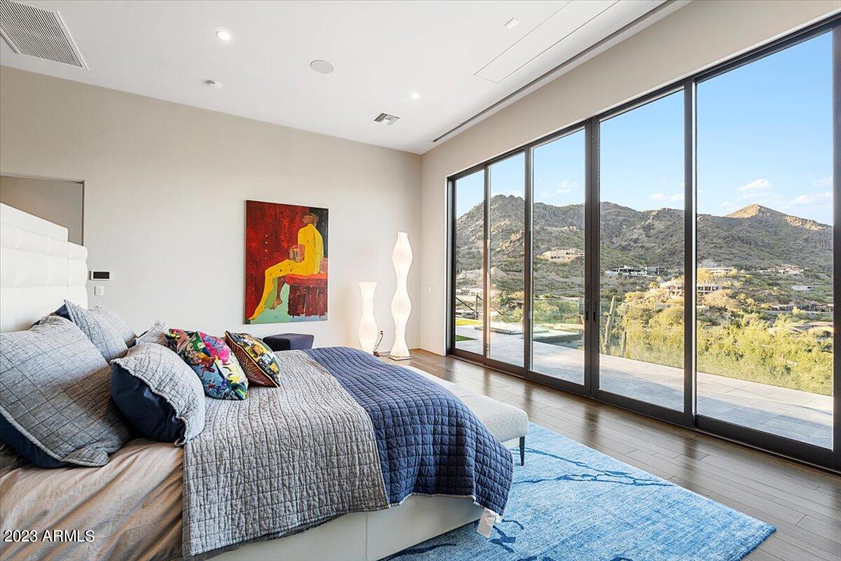 4129 E SANDY MOUNTAIN Road