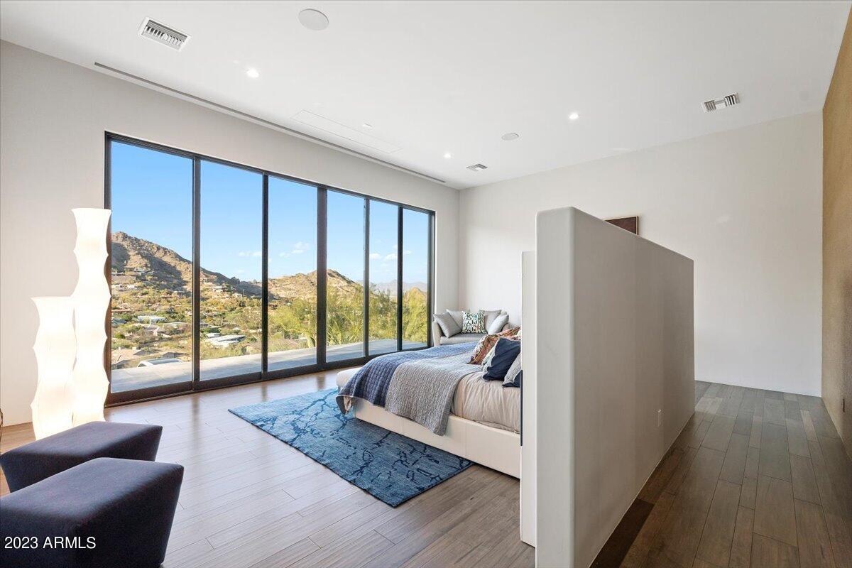 4129 E SANDY MOUNTAIN Road