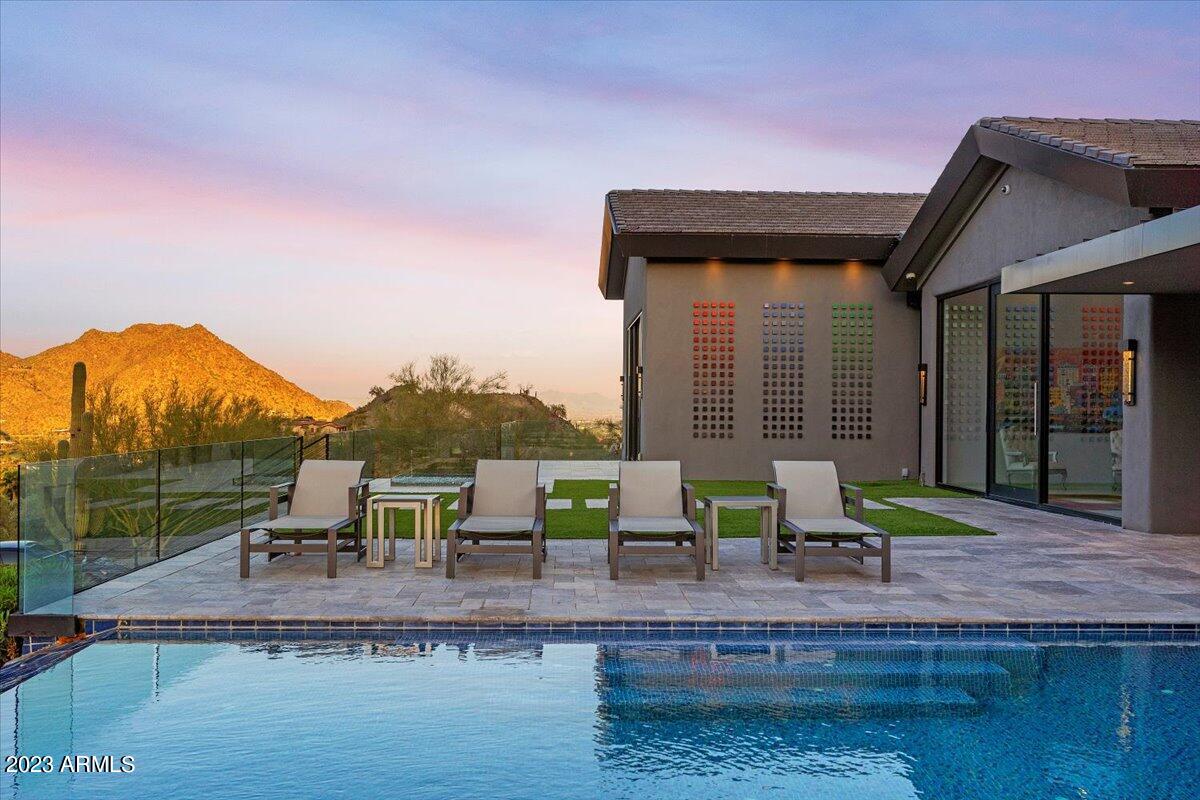 4129 E SANDY MOUNTAIN Road