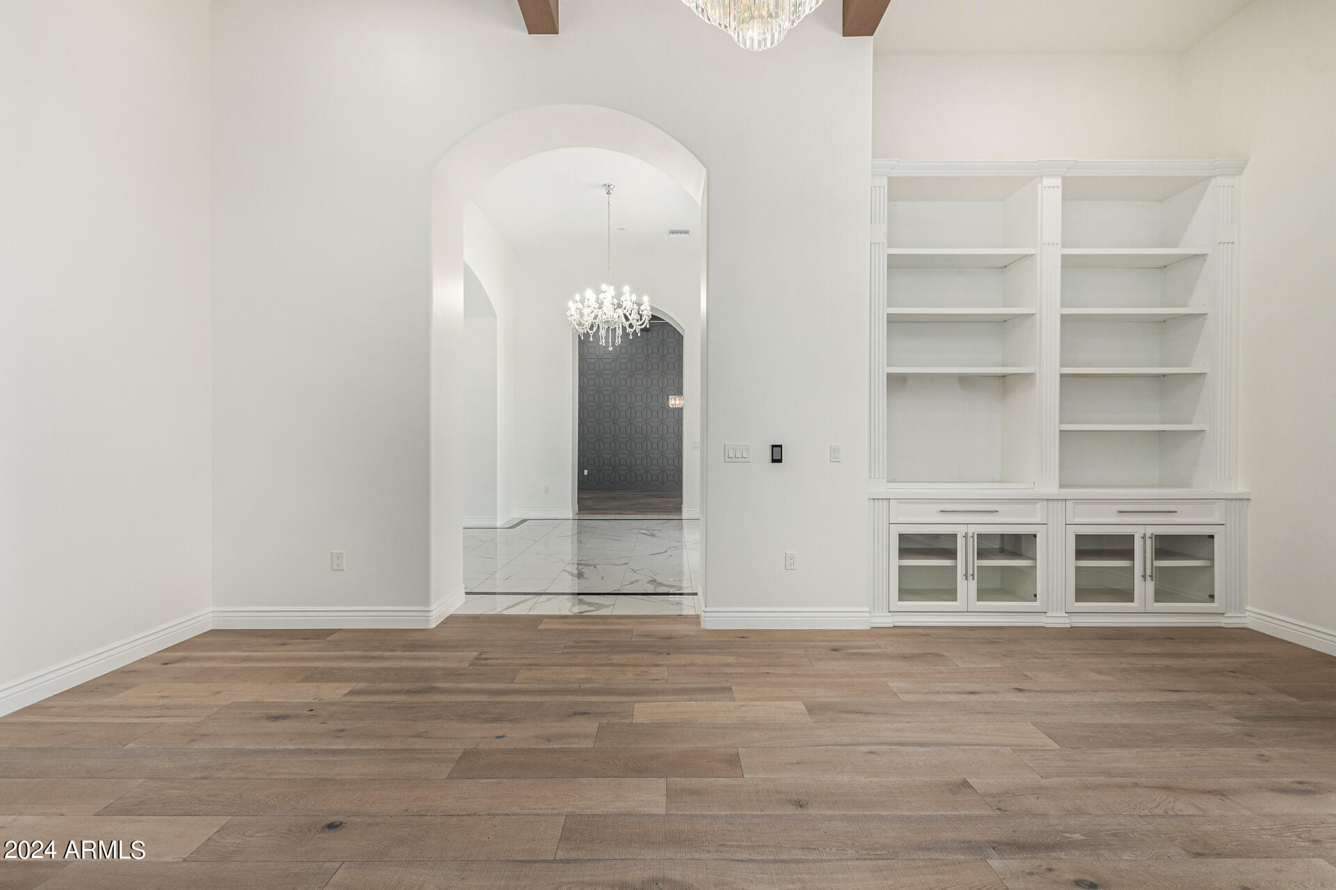 7568 N Mockingbird Lane