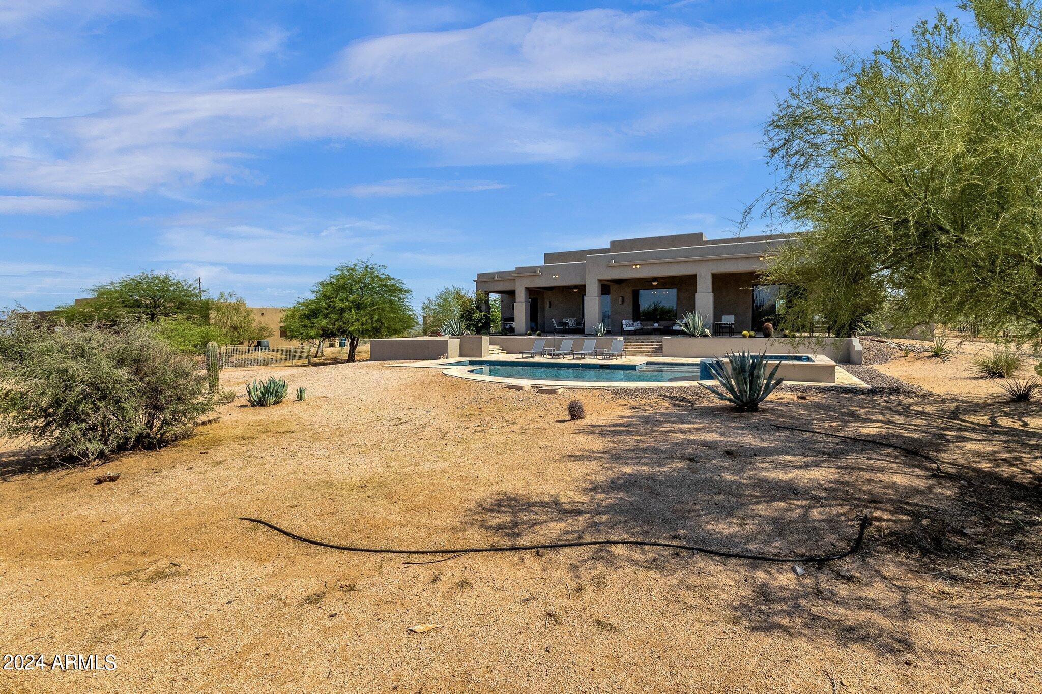 17524 E WHITETHORN Drive