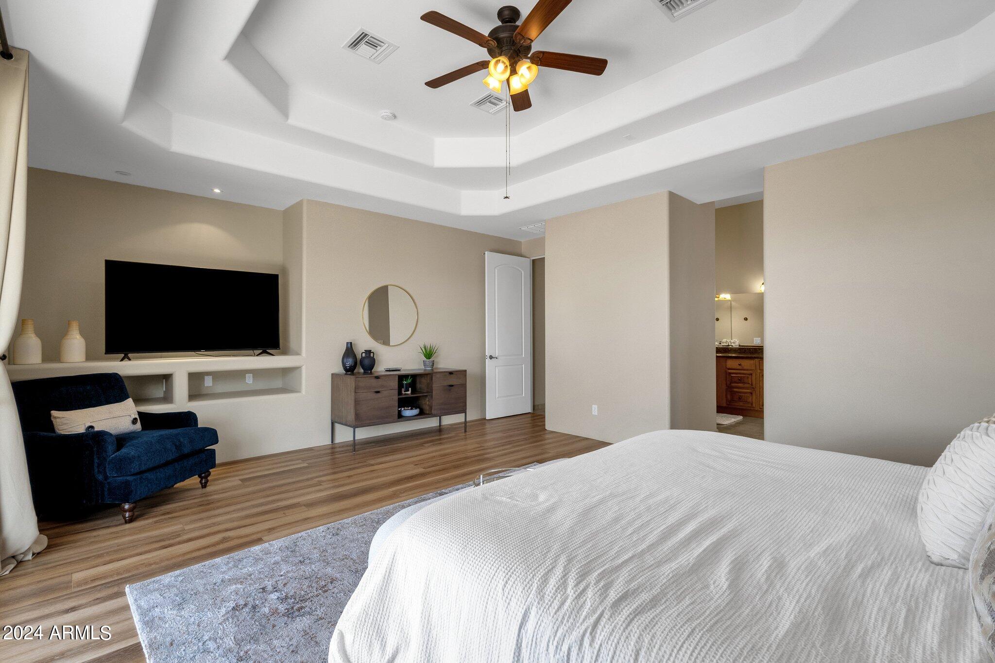 17524 E WHITETHORN Drive