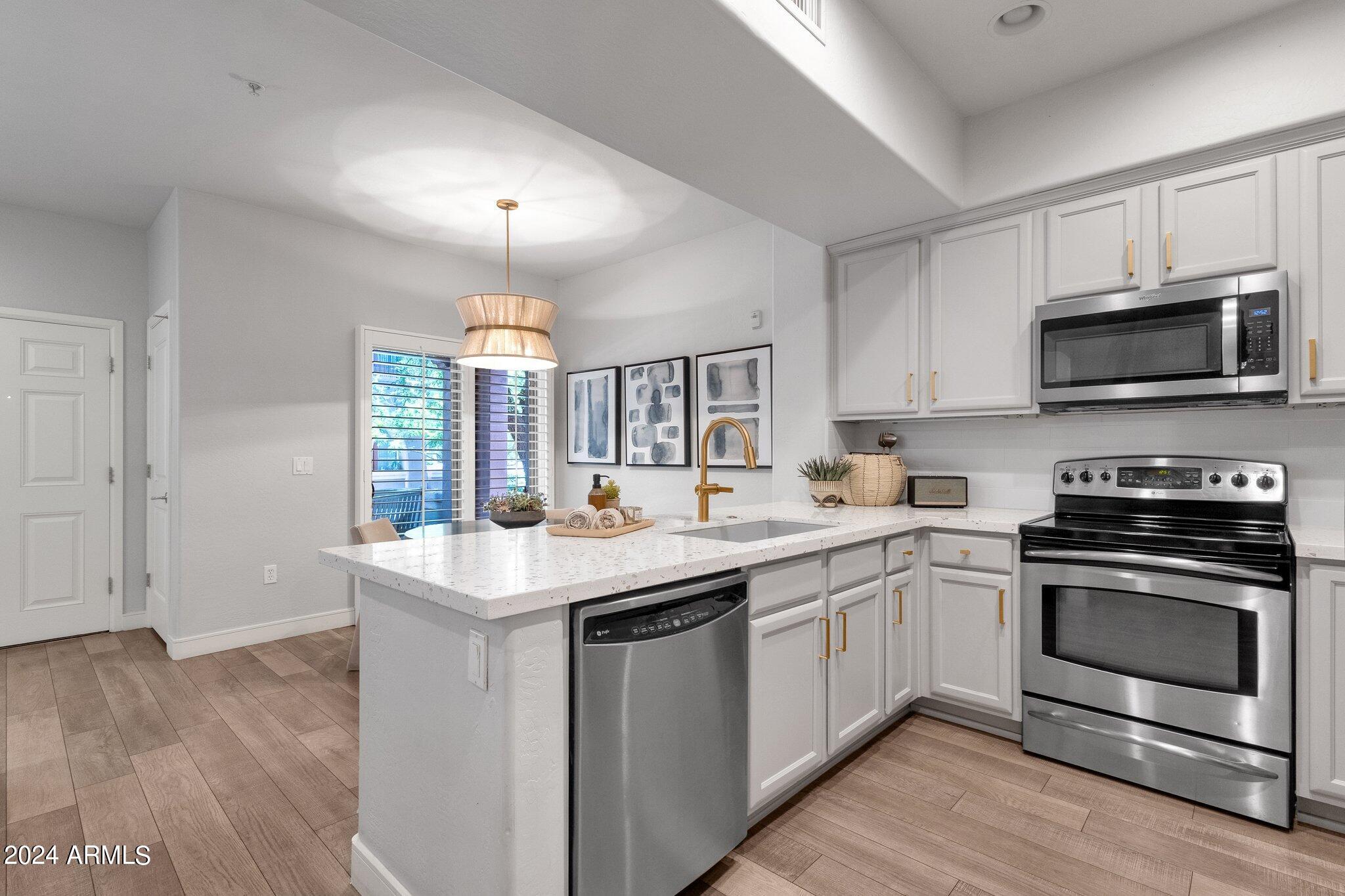 3935 E ROUGH RIDER Road # 1124