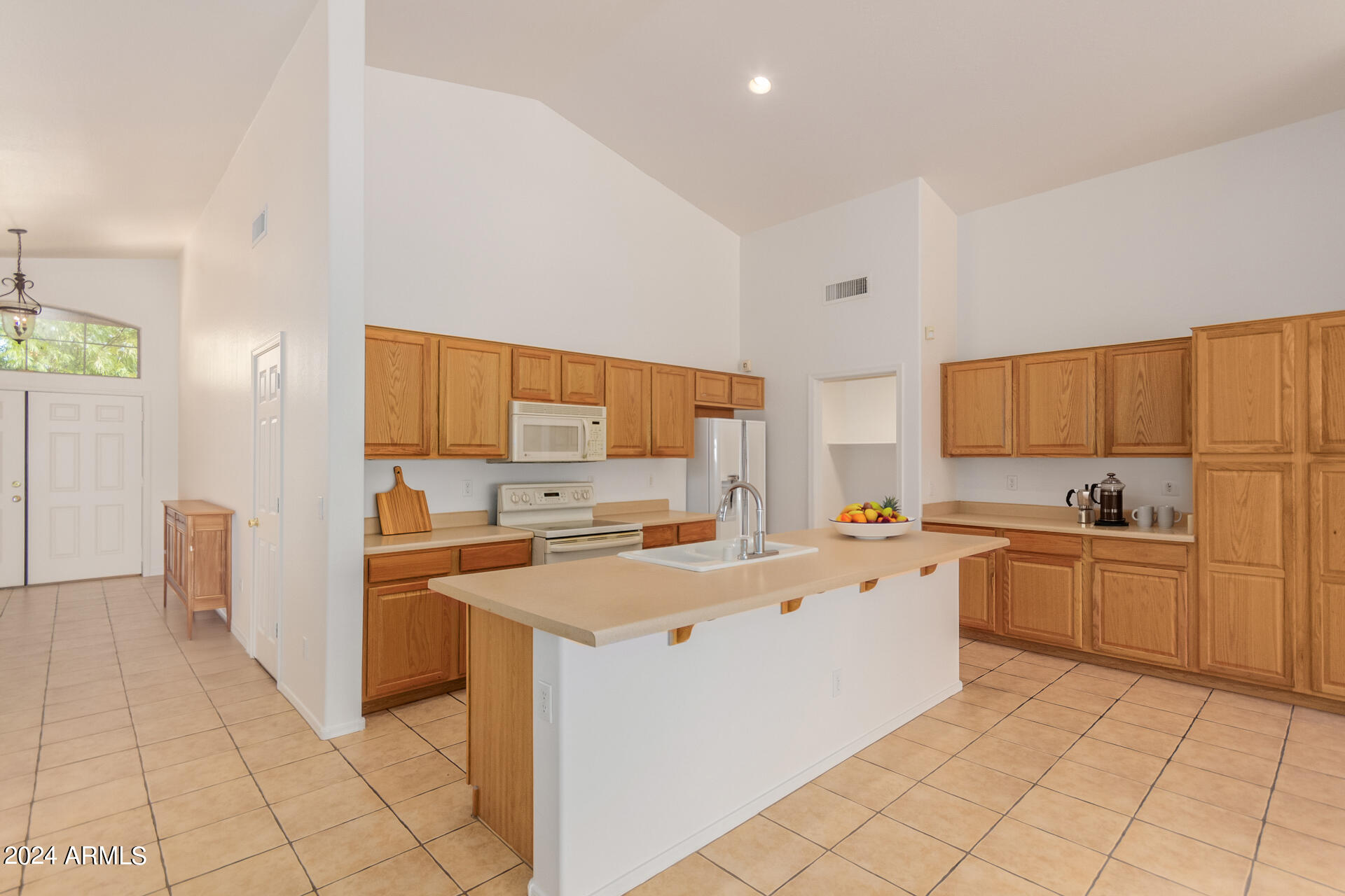 13335 W LISBON Lane