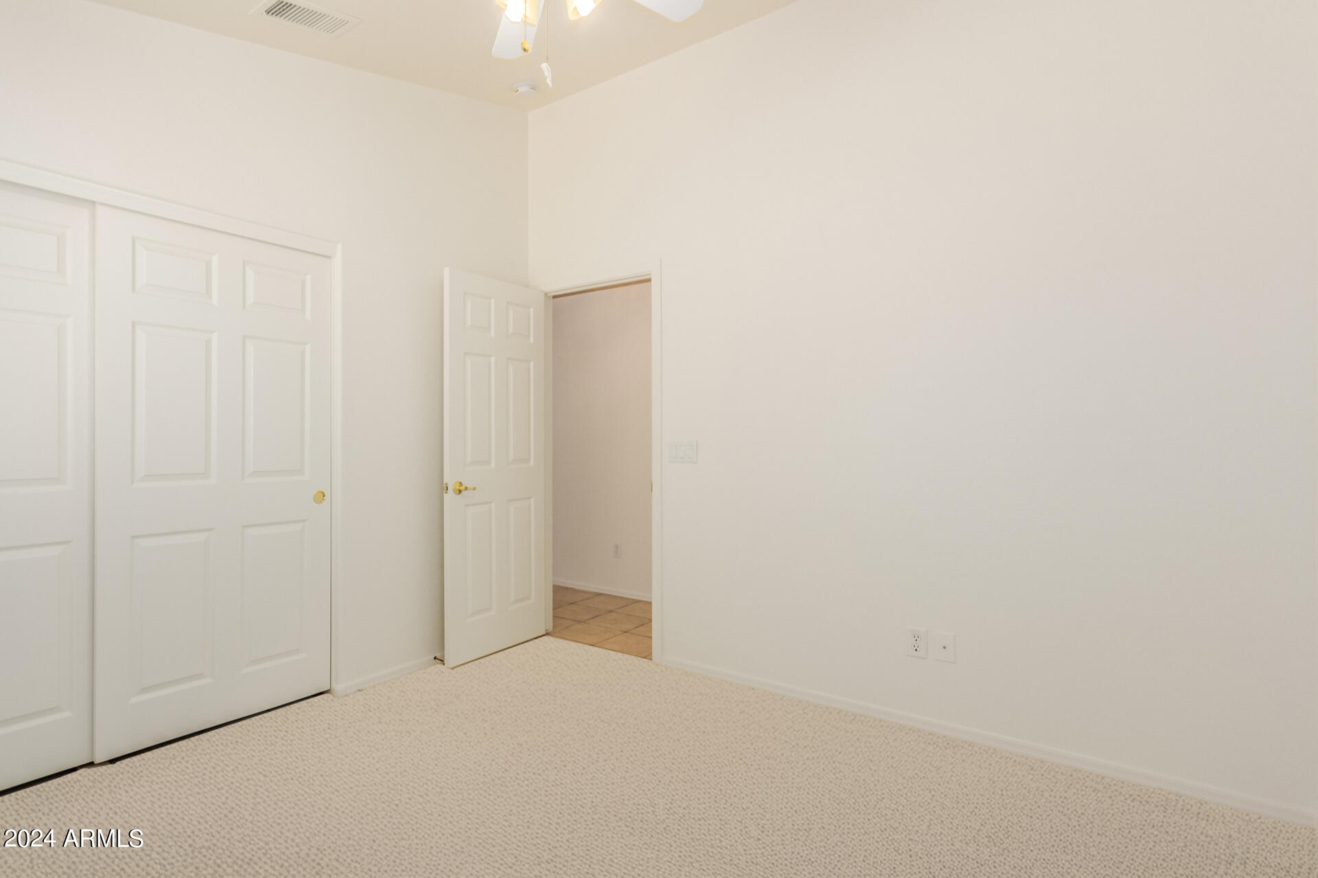 13335 W LISBON Lane