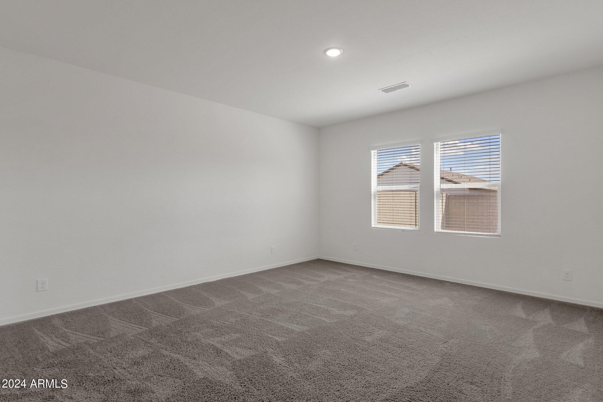 19366 W COOLIDGE Street