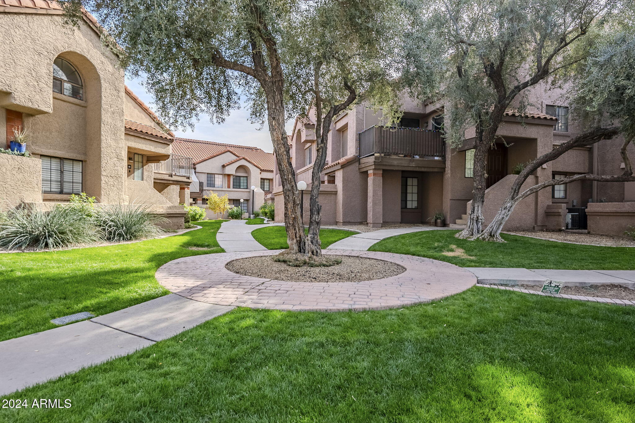 925 N COLLEGE Avenue # G127