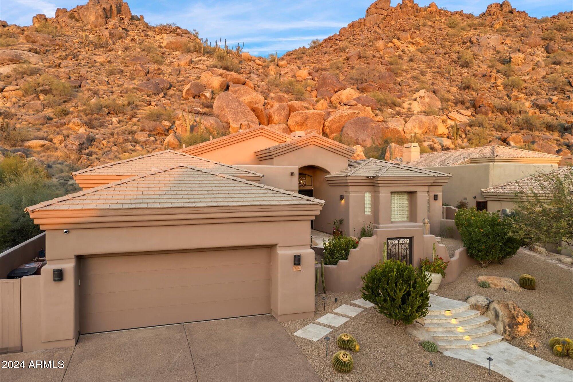 11132 E JUAN TABO Road