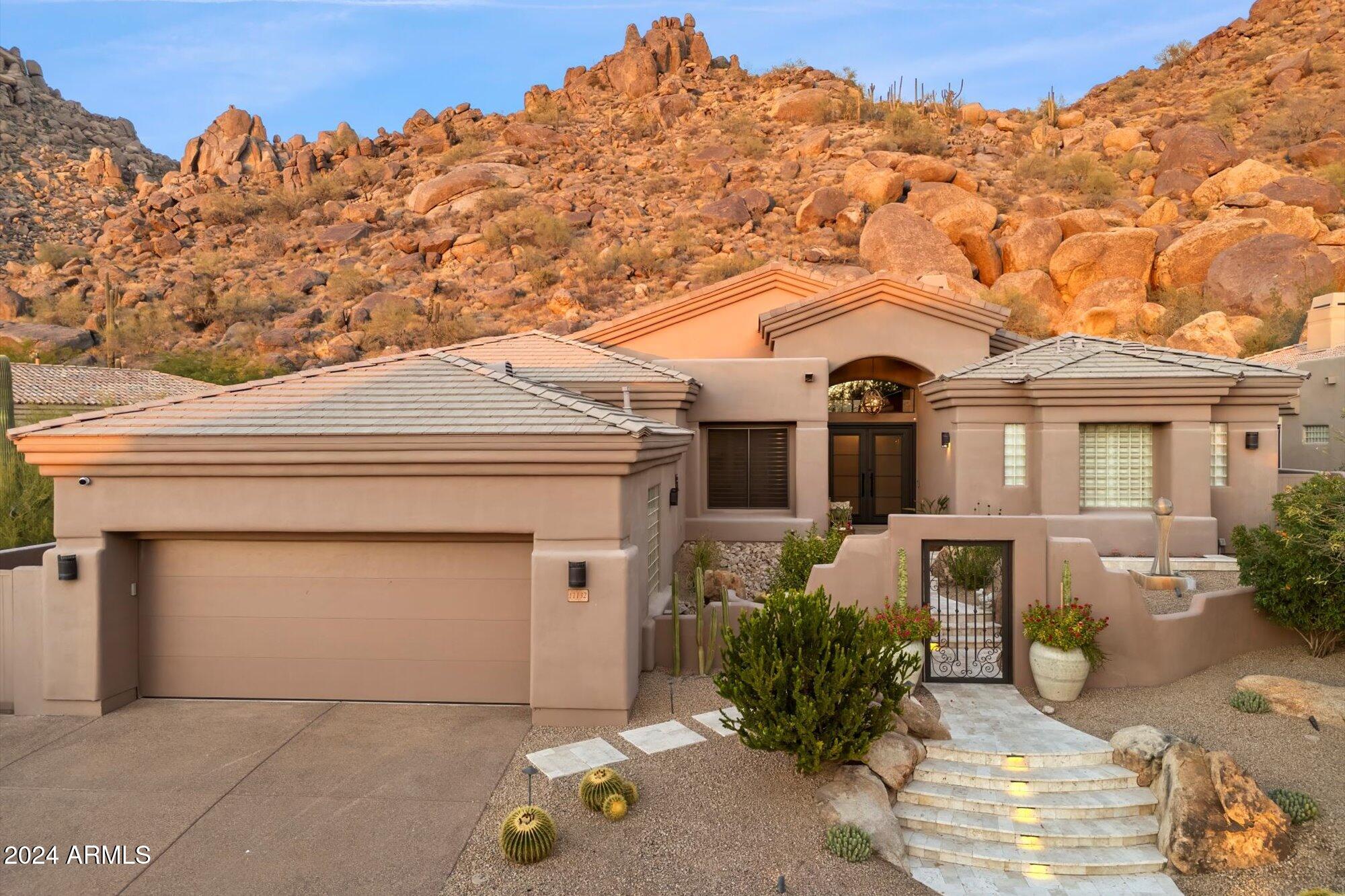 11132 E JUAN TABO Road