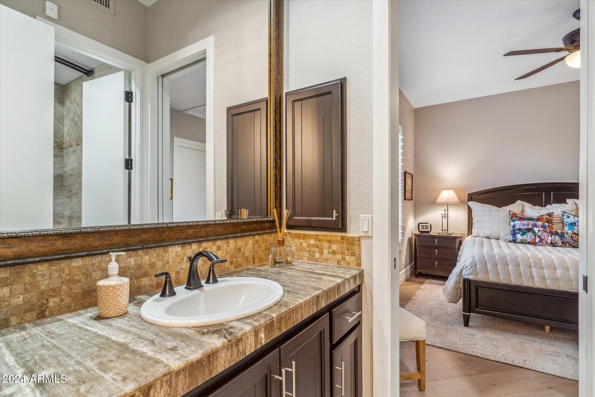 11132 E JUAN TABO Road