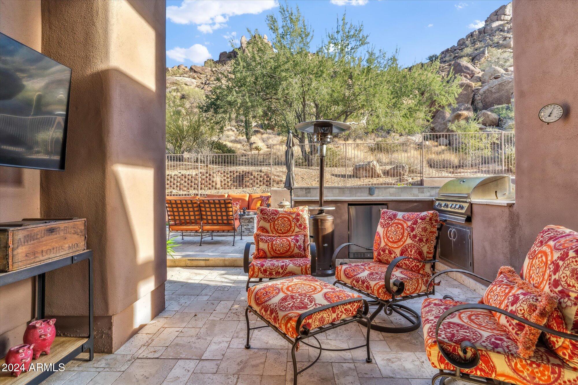 11132 E JUAN TABO Road