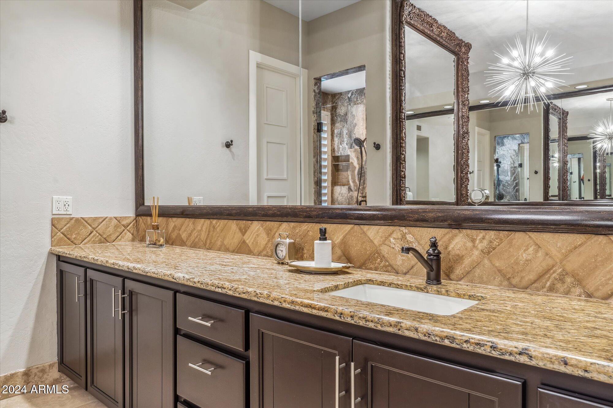 11132 E JUAN TABO Road