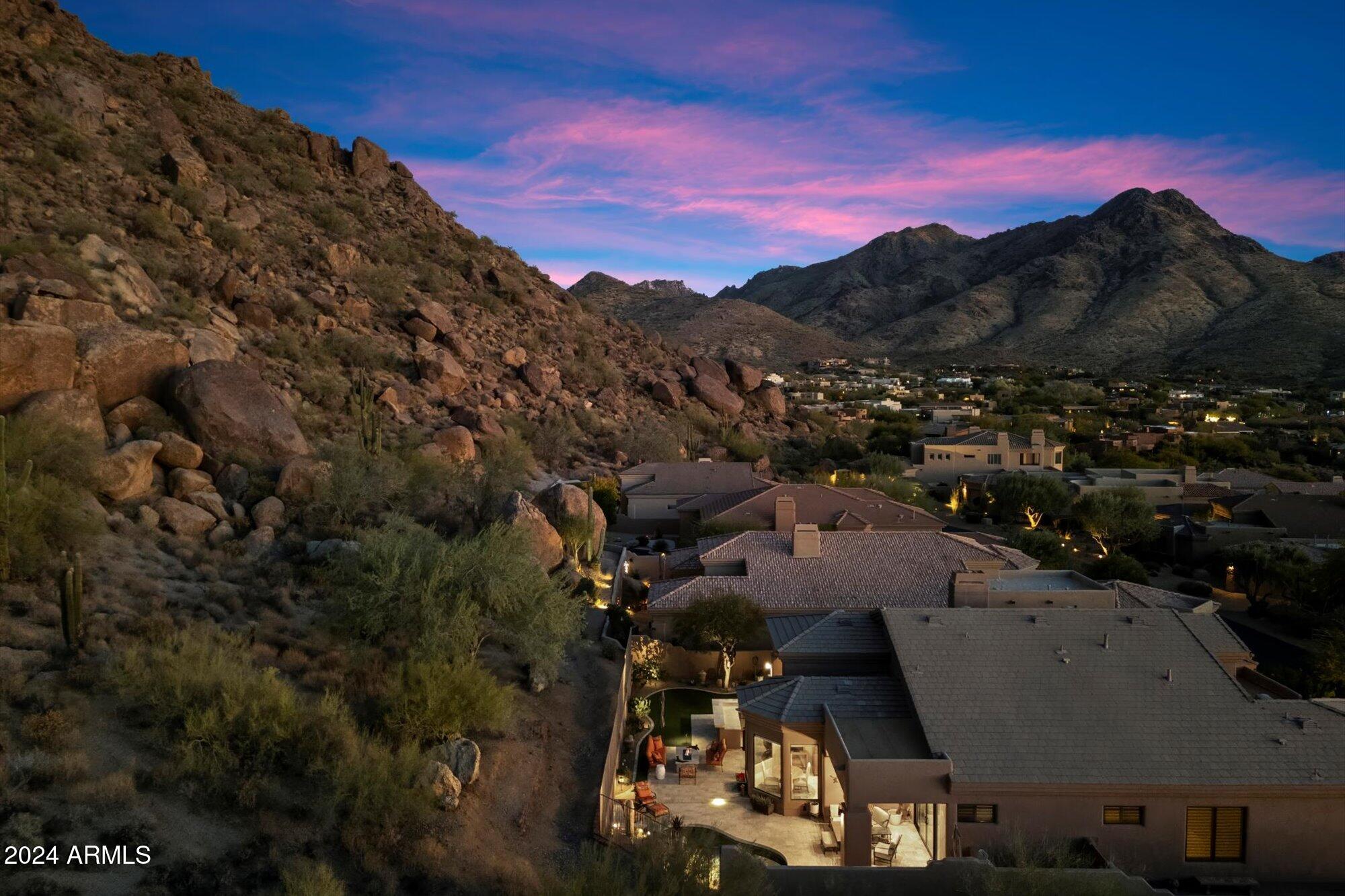 11132 E JUAN TABO Road