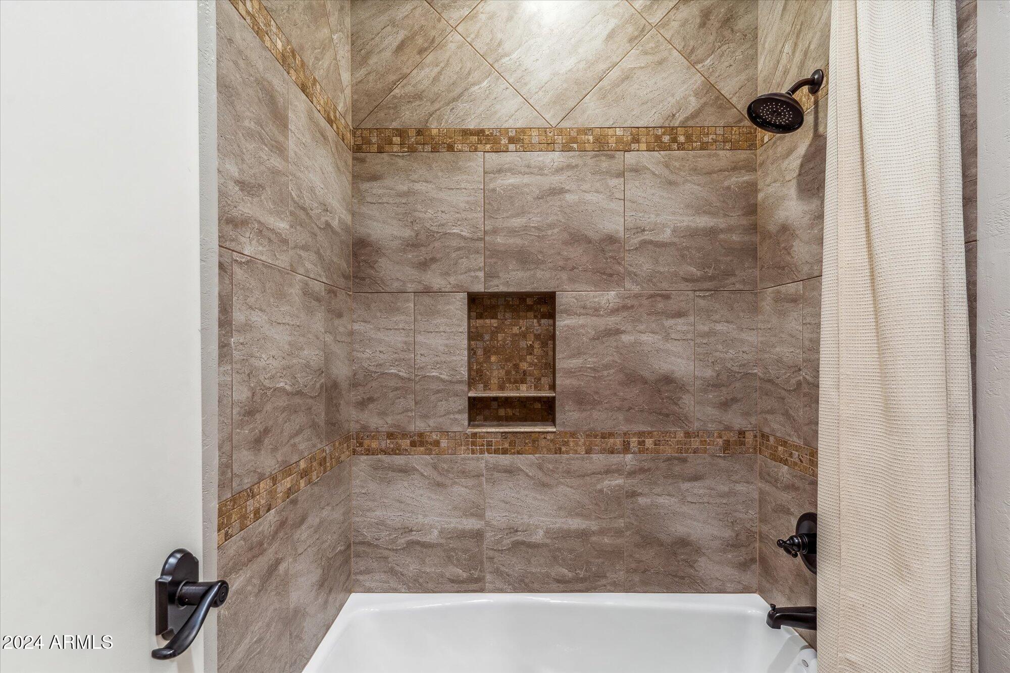 11132 E JUAN TABO Road