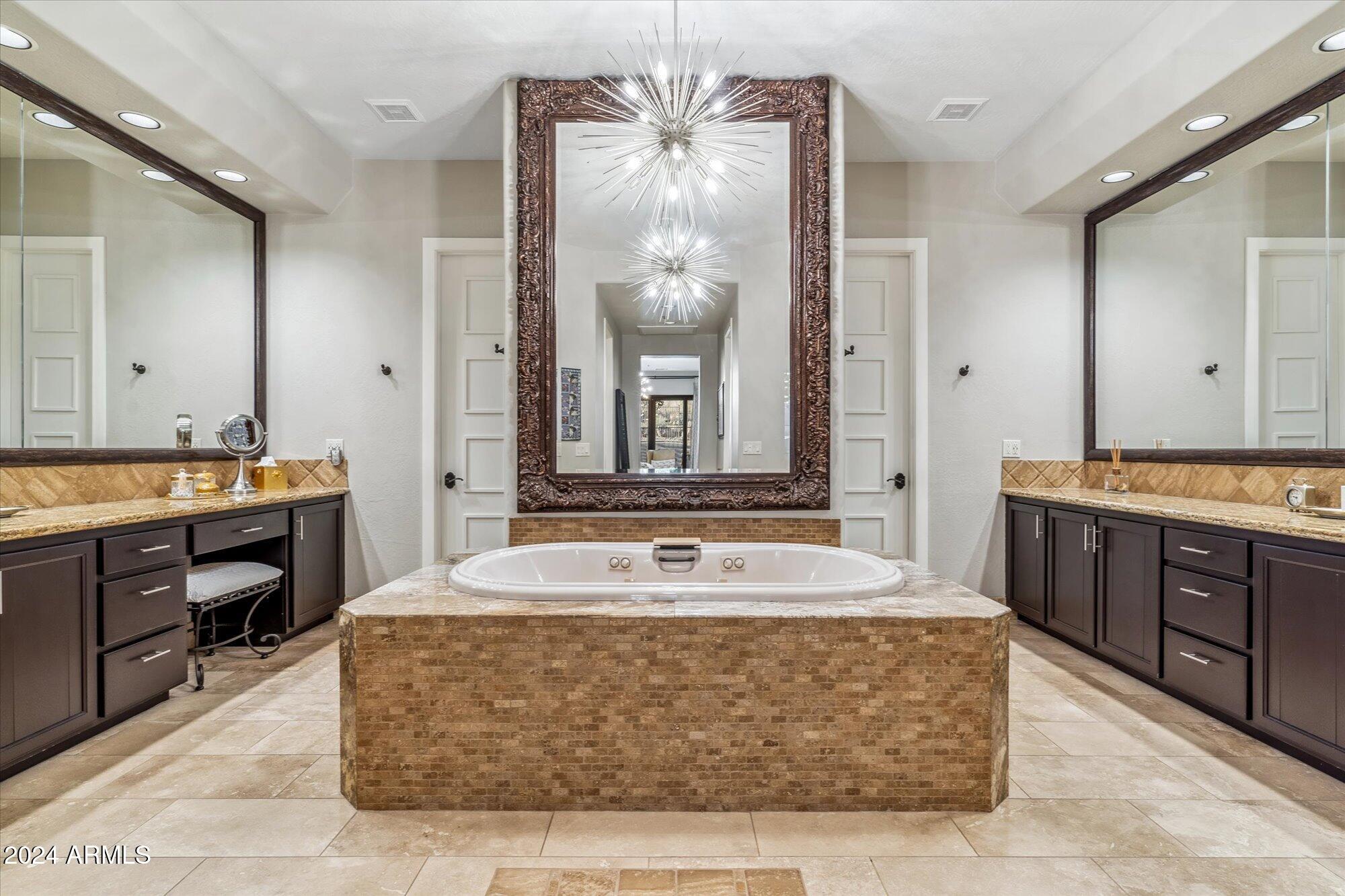 11132 E JUAN TABO Road