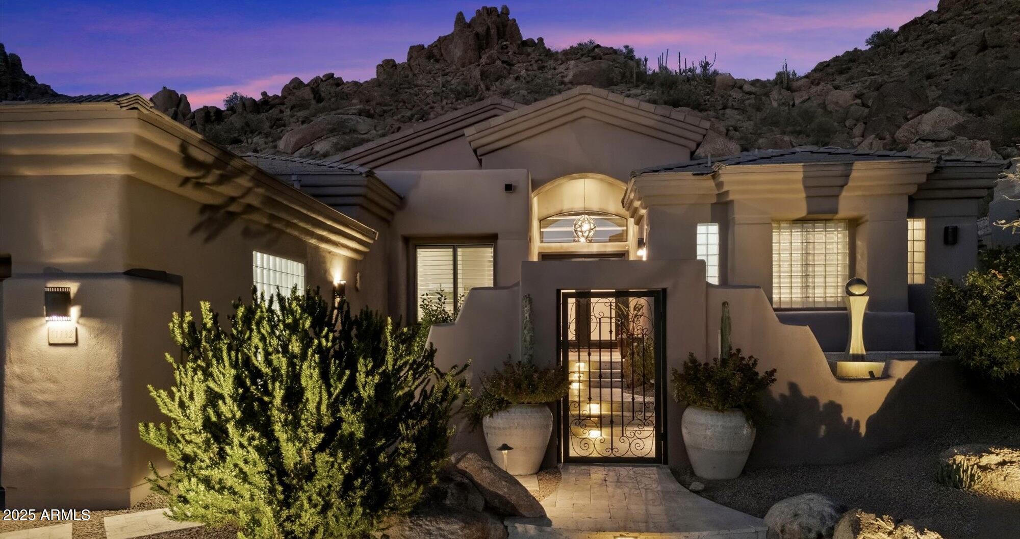 11132 E JUAN TABO Road