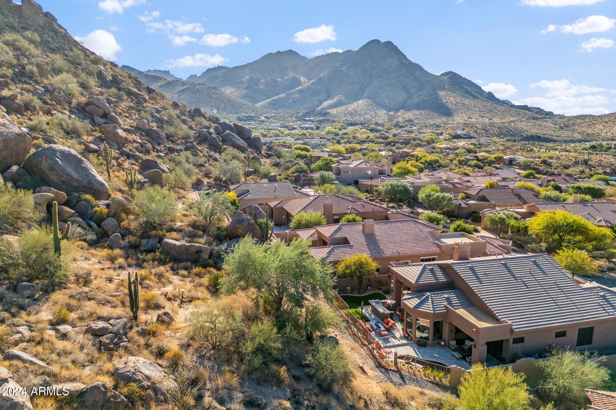 11132 E JUAN TABO Road