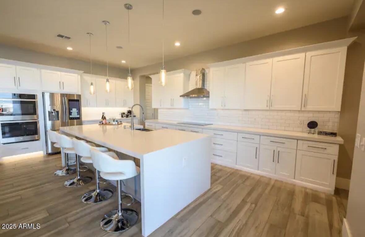 2252 E SOUTH MOUNTAIN Avenue