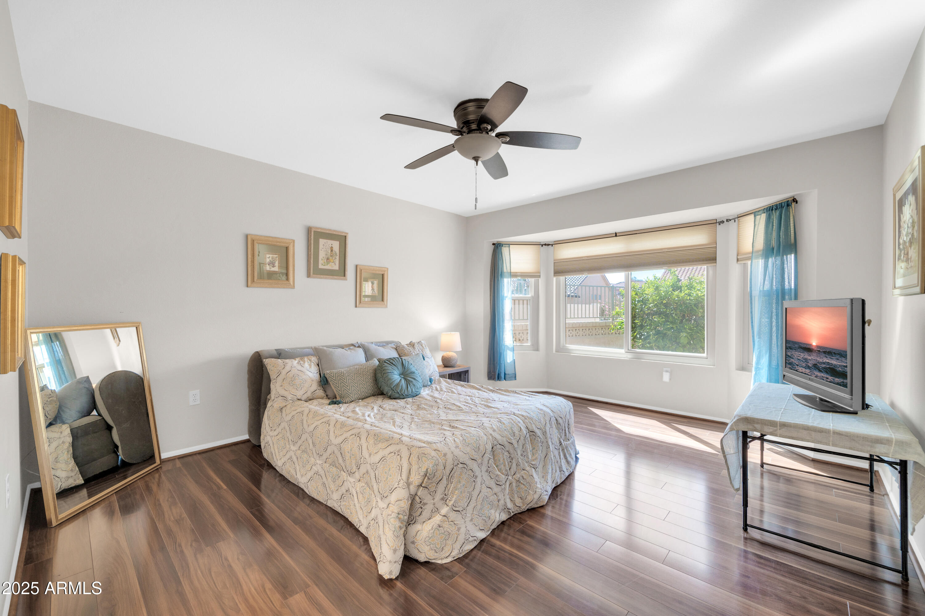 14717 W SENTINEL Drive