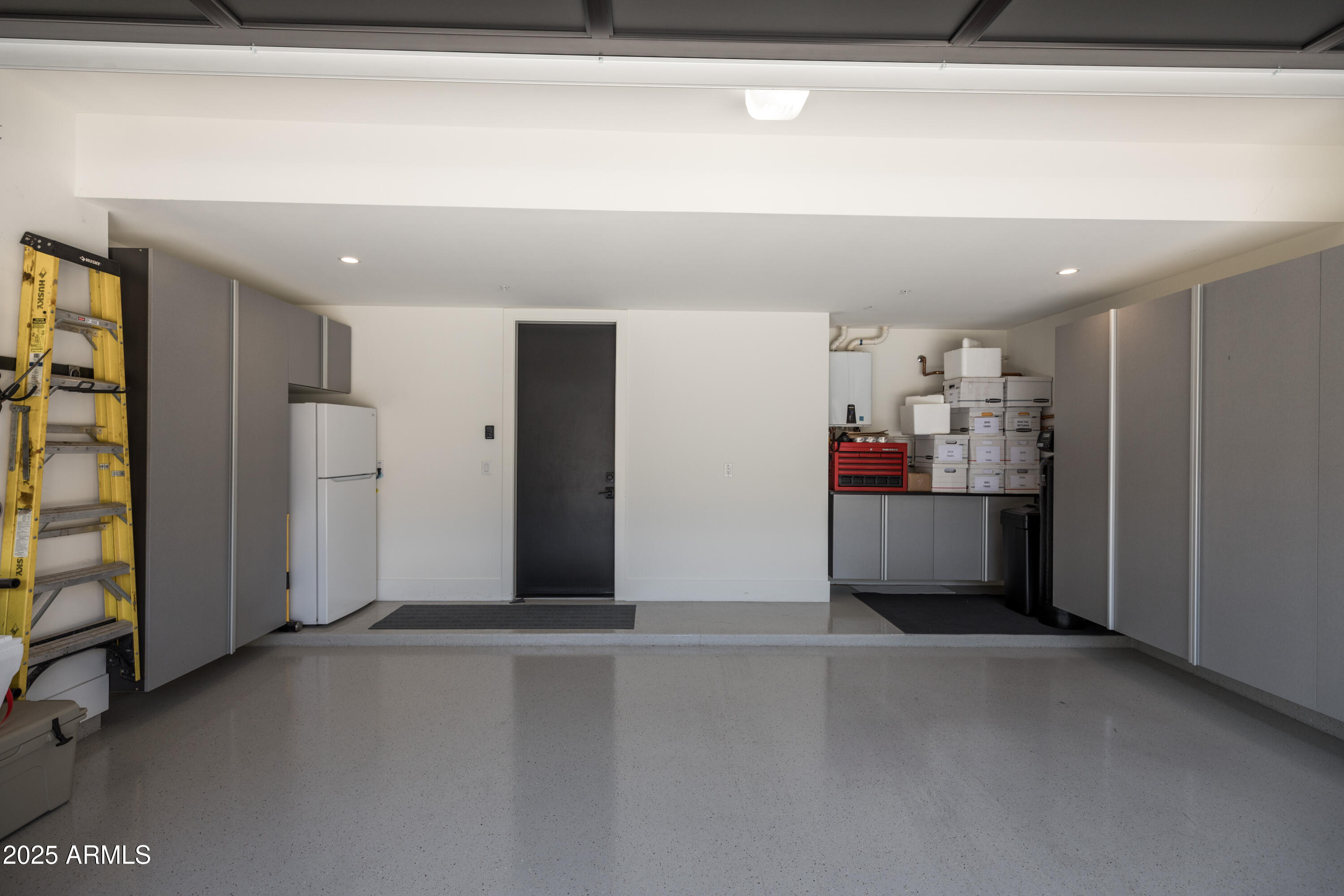6525 E CAVE CREEK Road Unit: 9