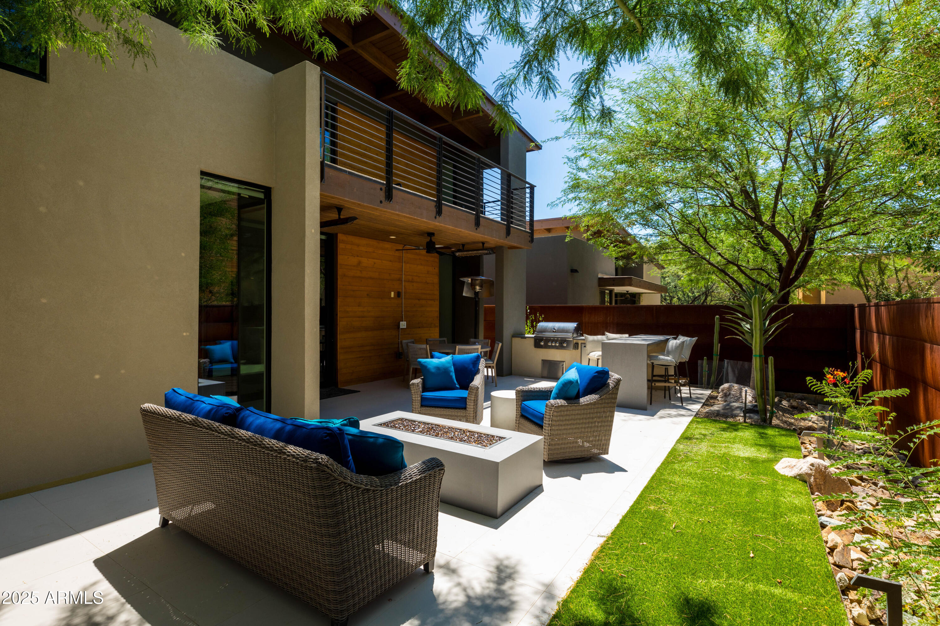 6525 E CAVE CREEK Road Unit: 9