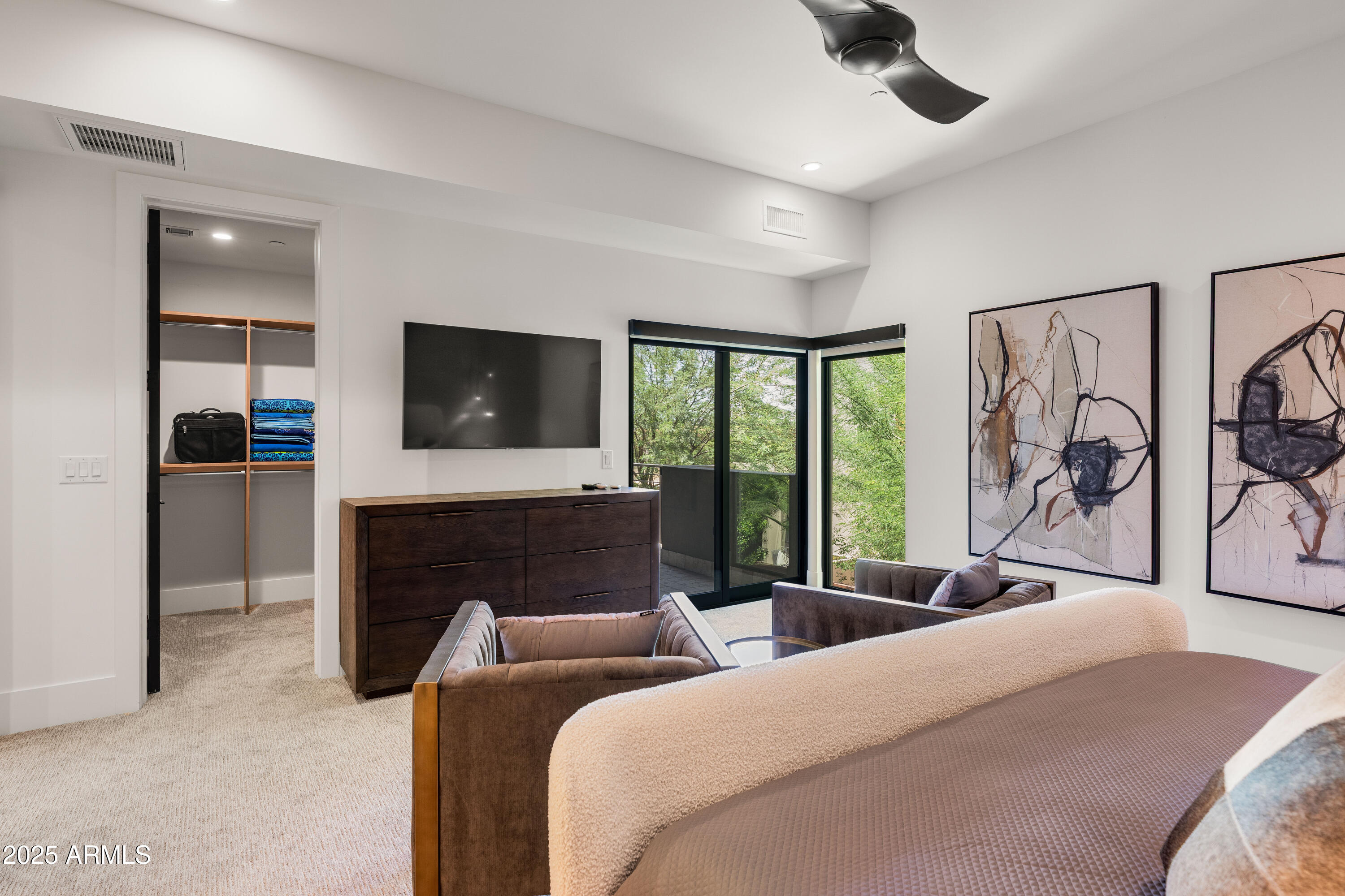6525 E CAVE CREEK Road Unit: 9