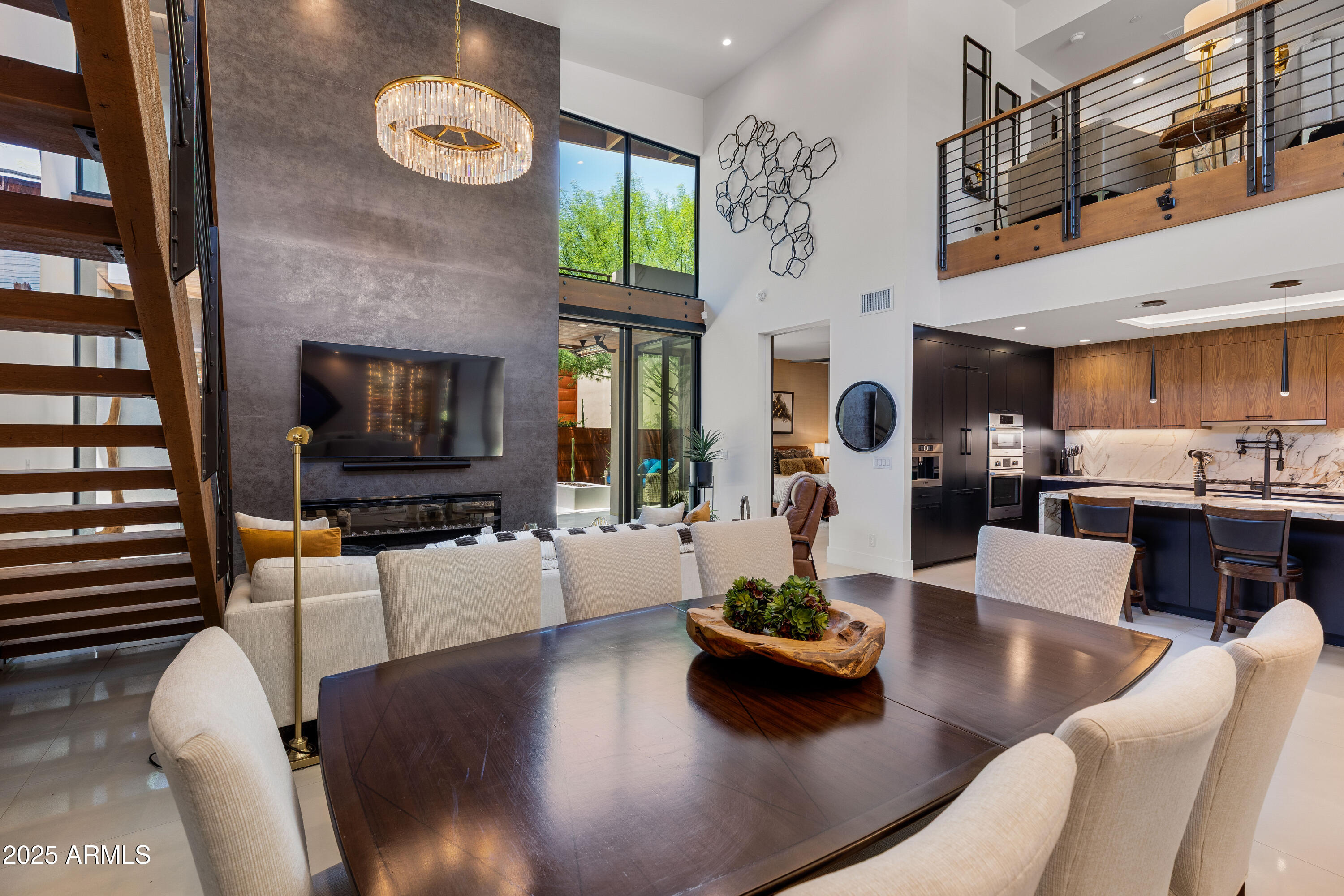 6525 E CAVE CREEK Road Unit: 9