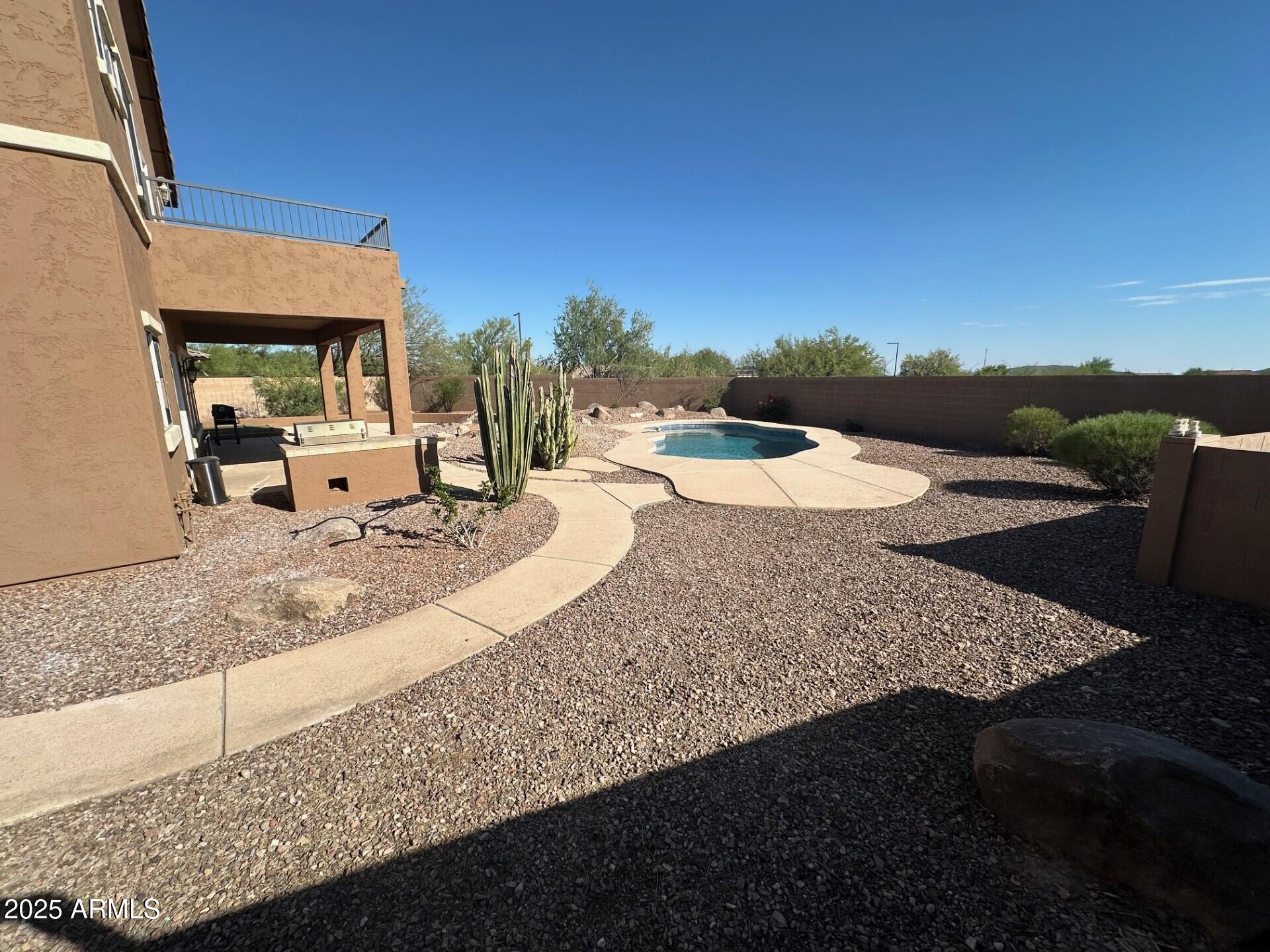 42905 N ERICSON Court