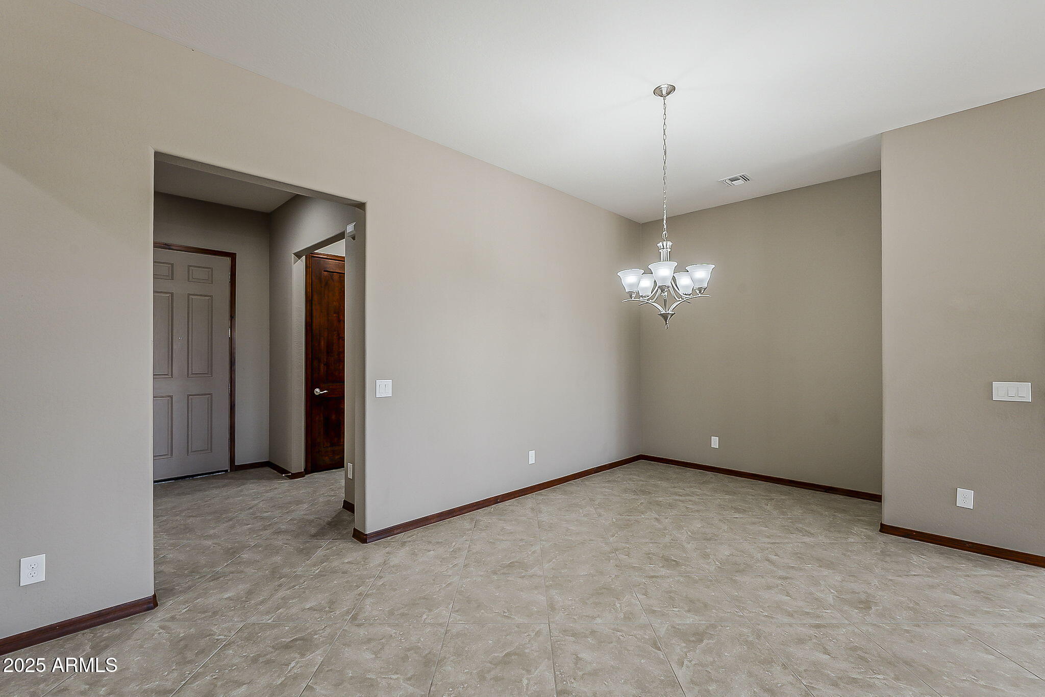 43814 N ERICSON Lane