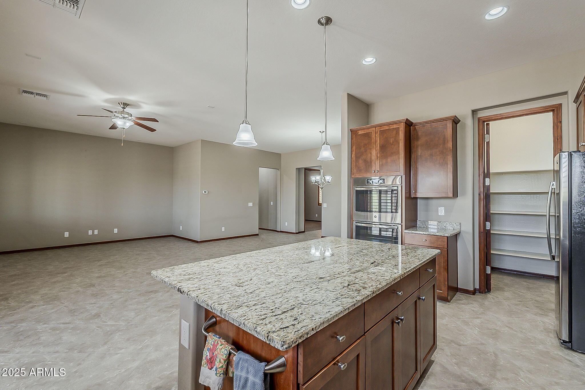 43814 N ERICSON Lane