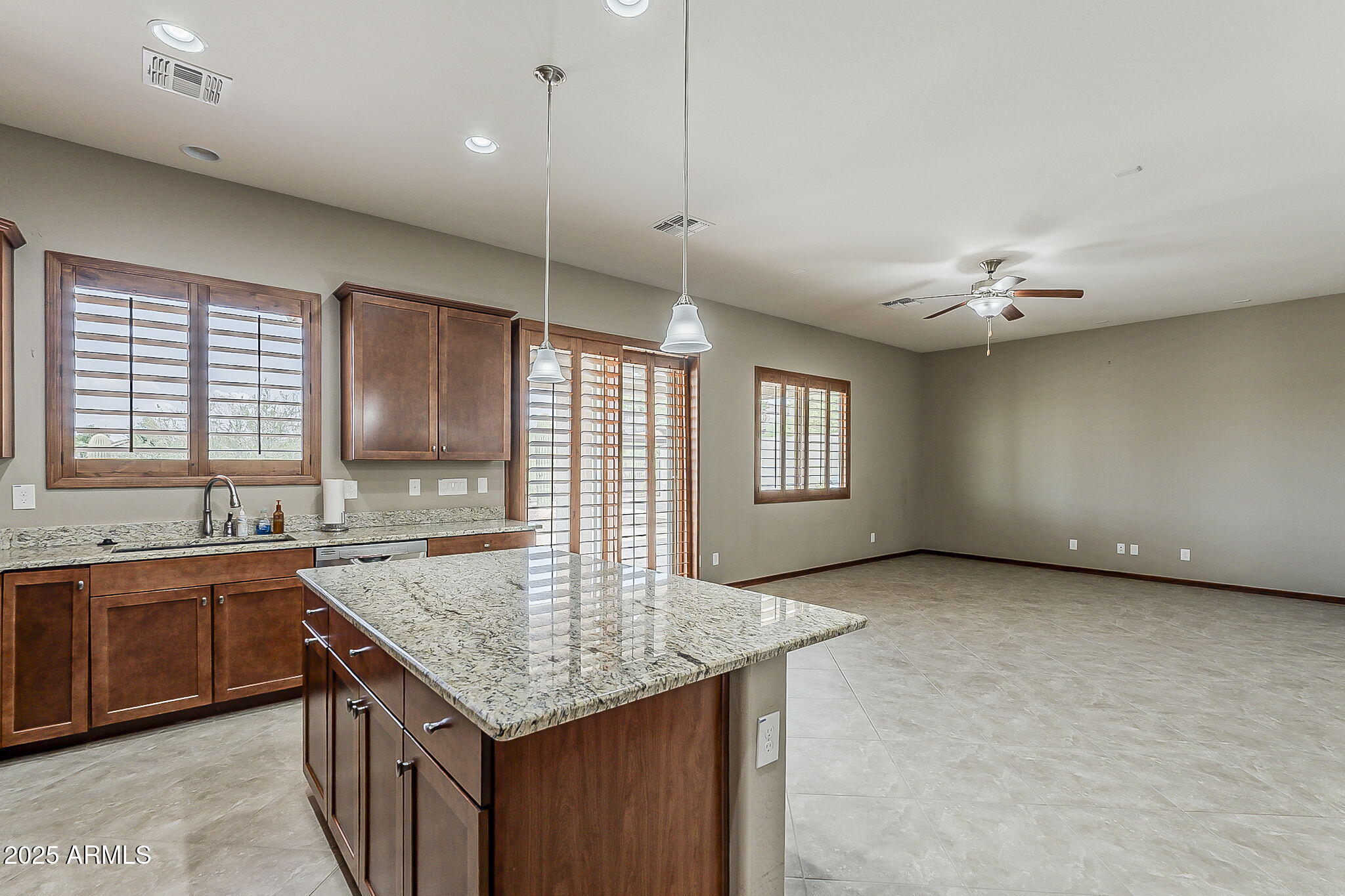43814 N ERICSON Lane