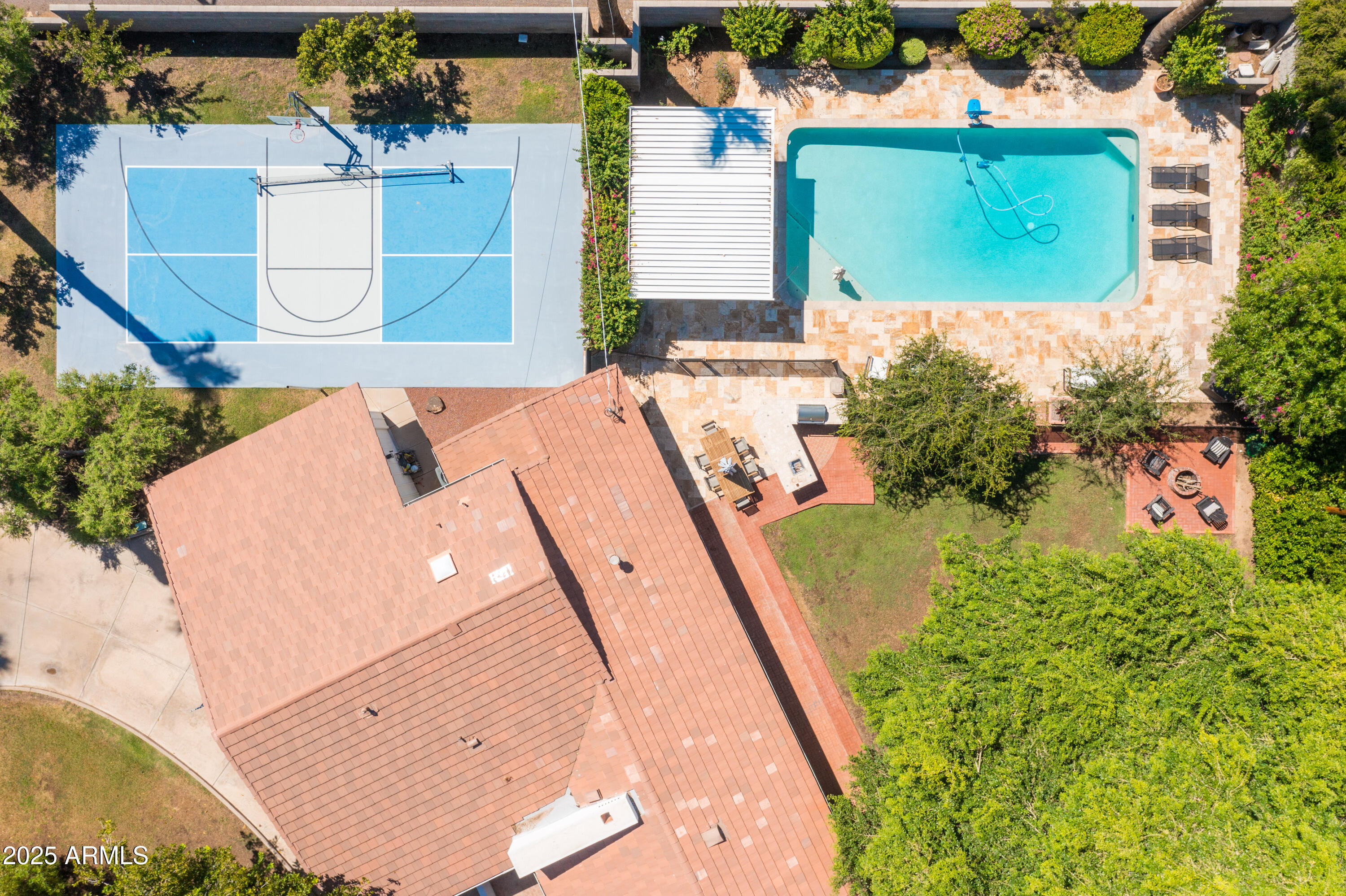 1101 W ROYAL PALM Road