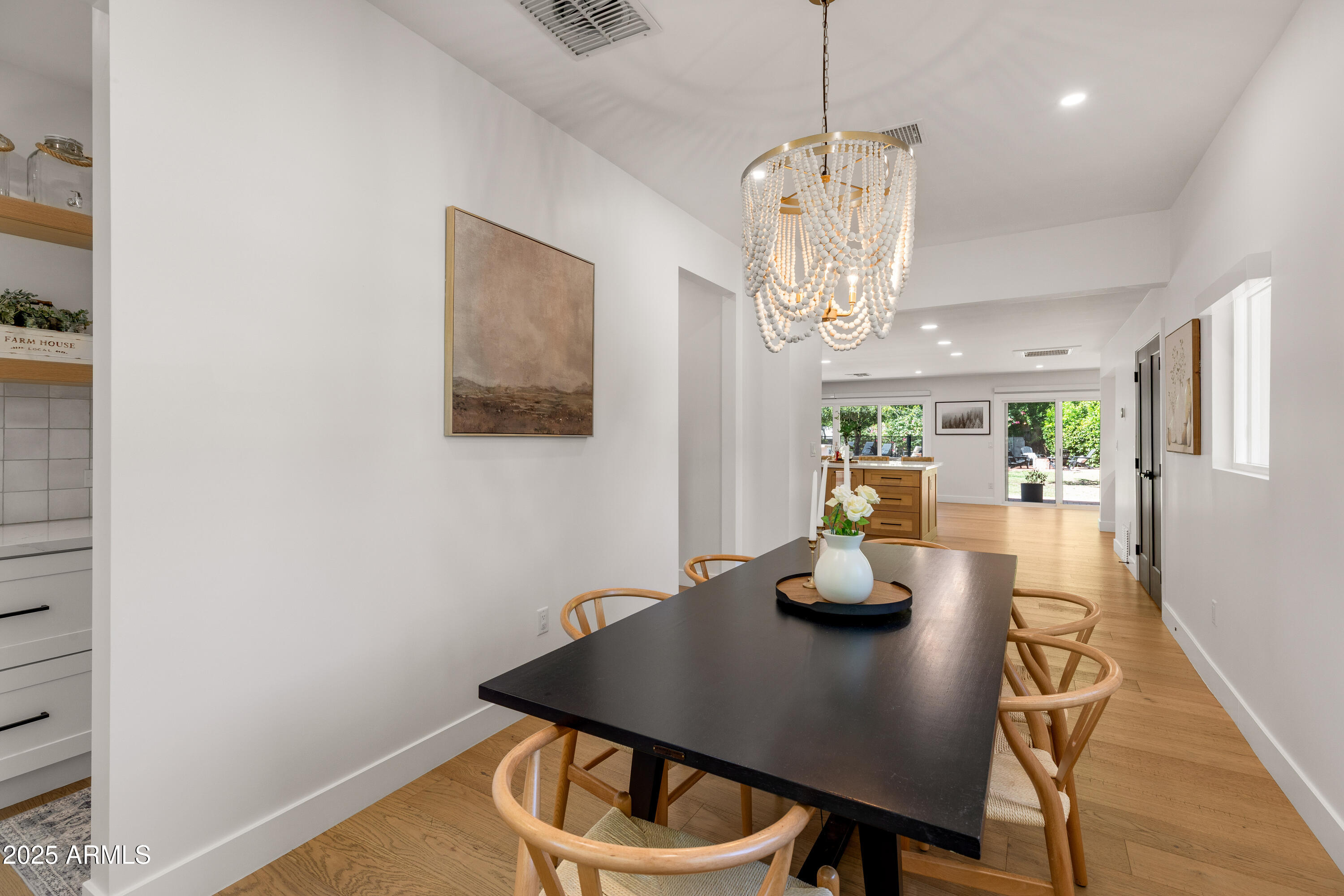 1101 W ROYAL PALM Road