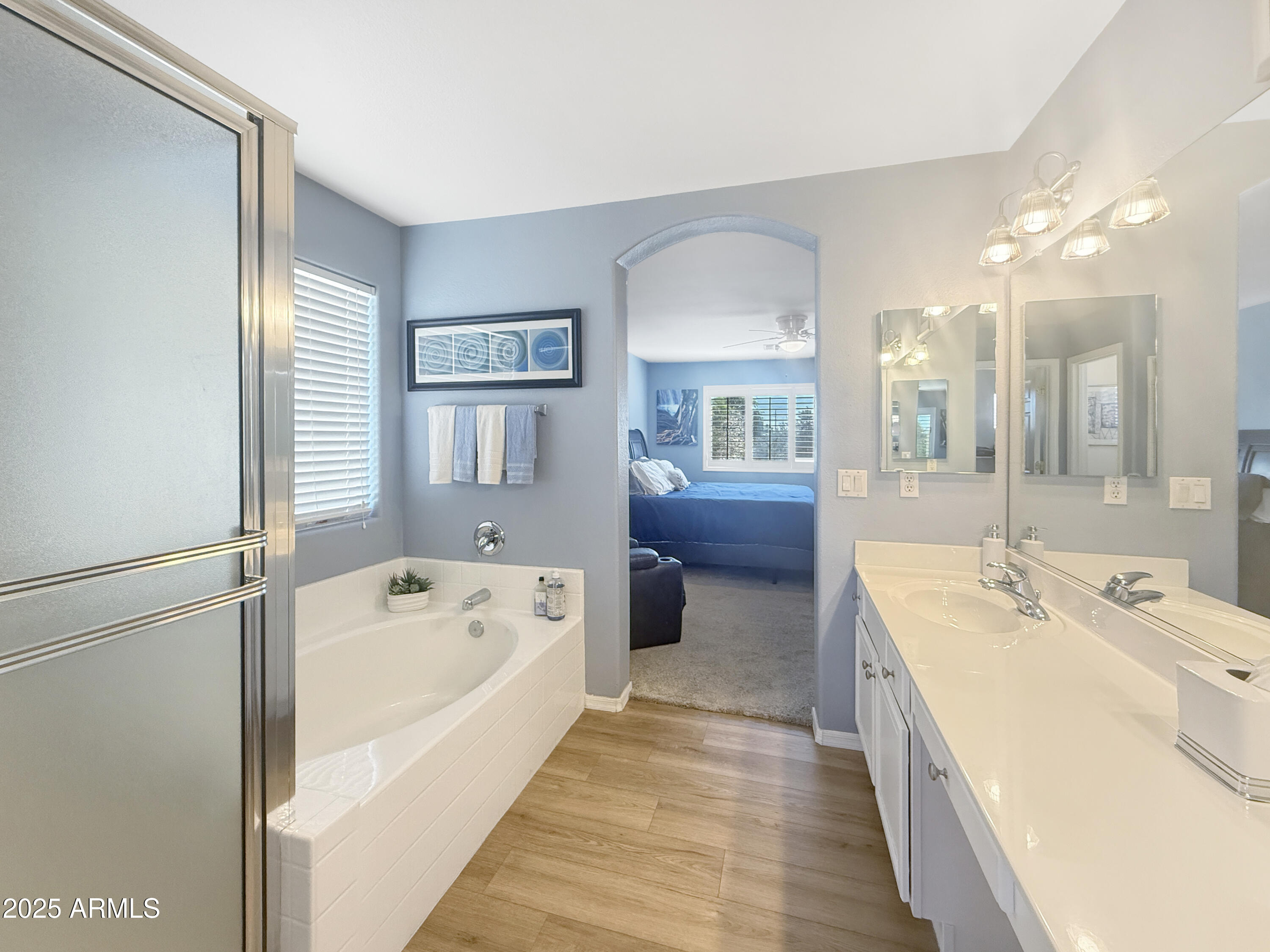 8423 W MARY ANN Drive