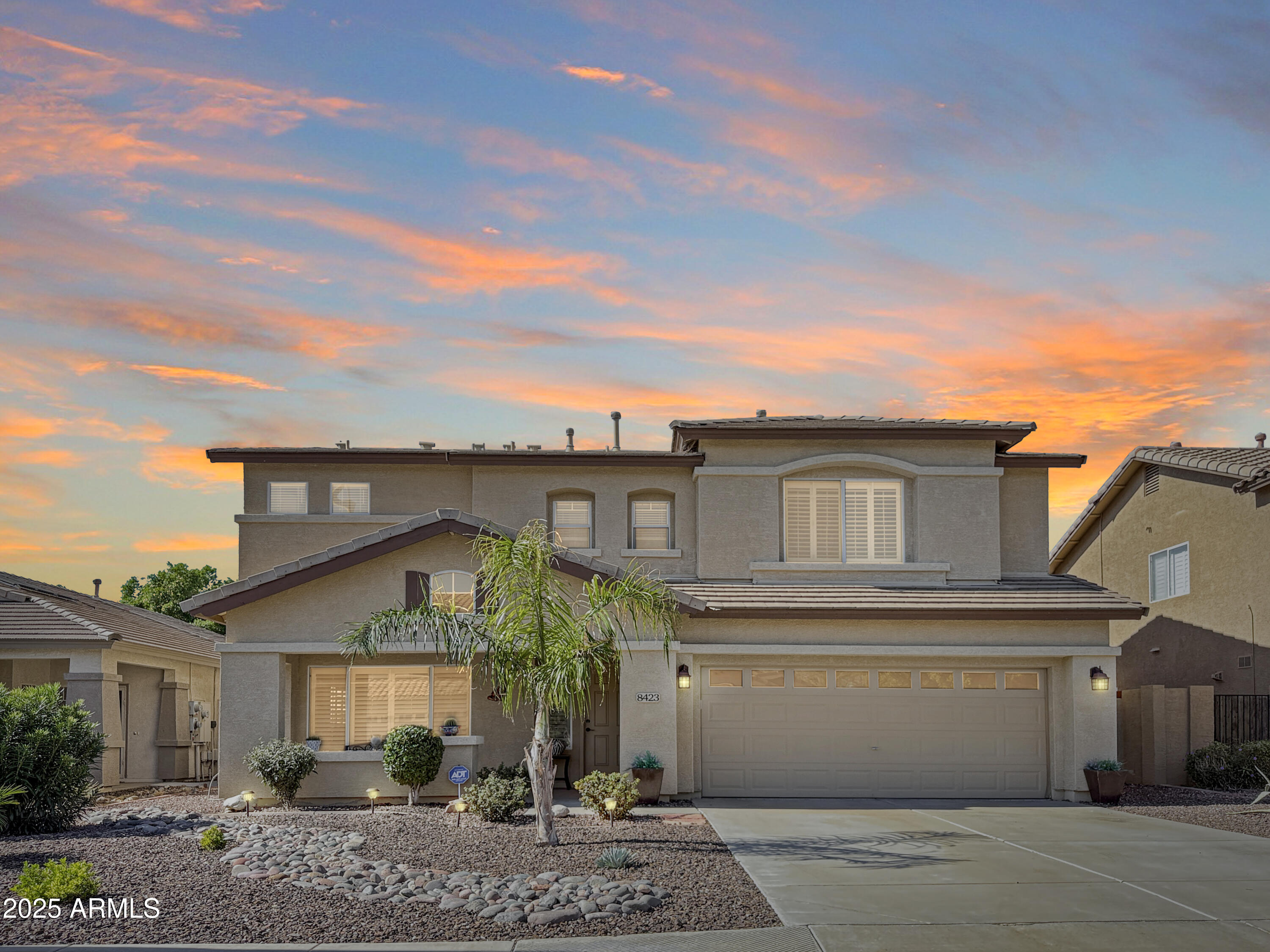 8423 W MARY ANN Drive