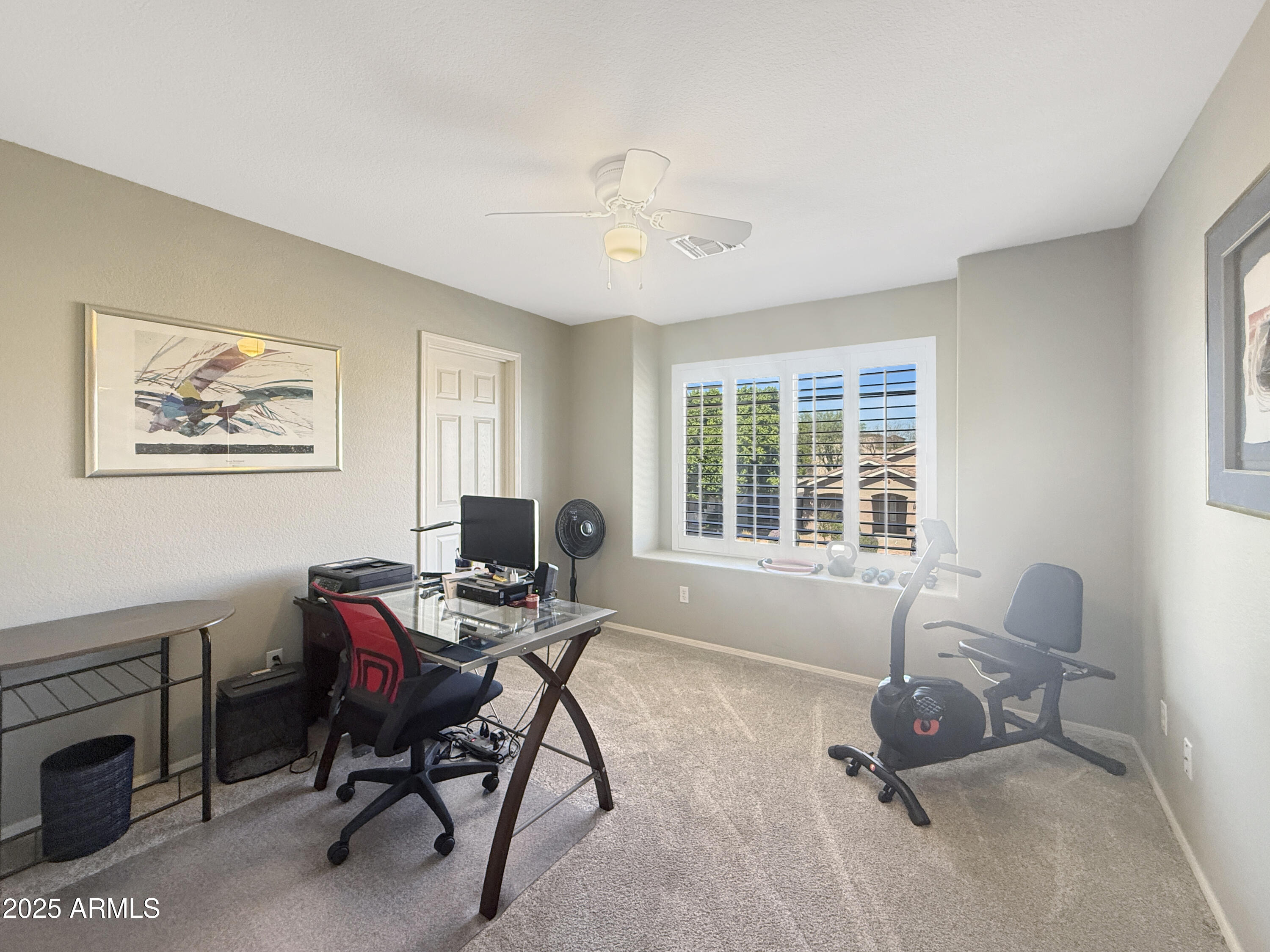 8423 W MARY ANN Drive