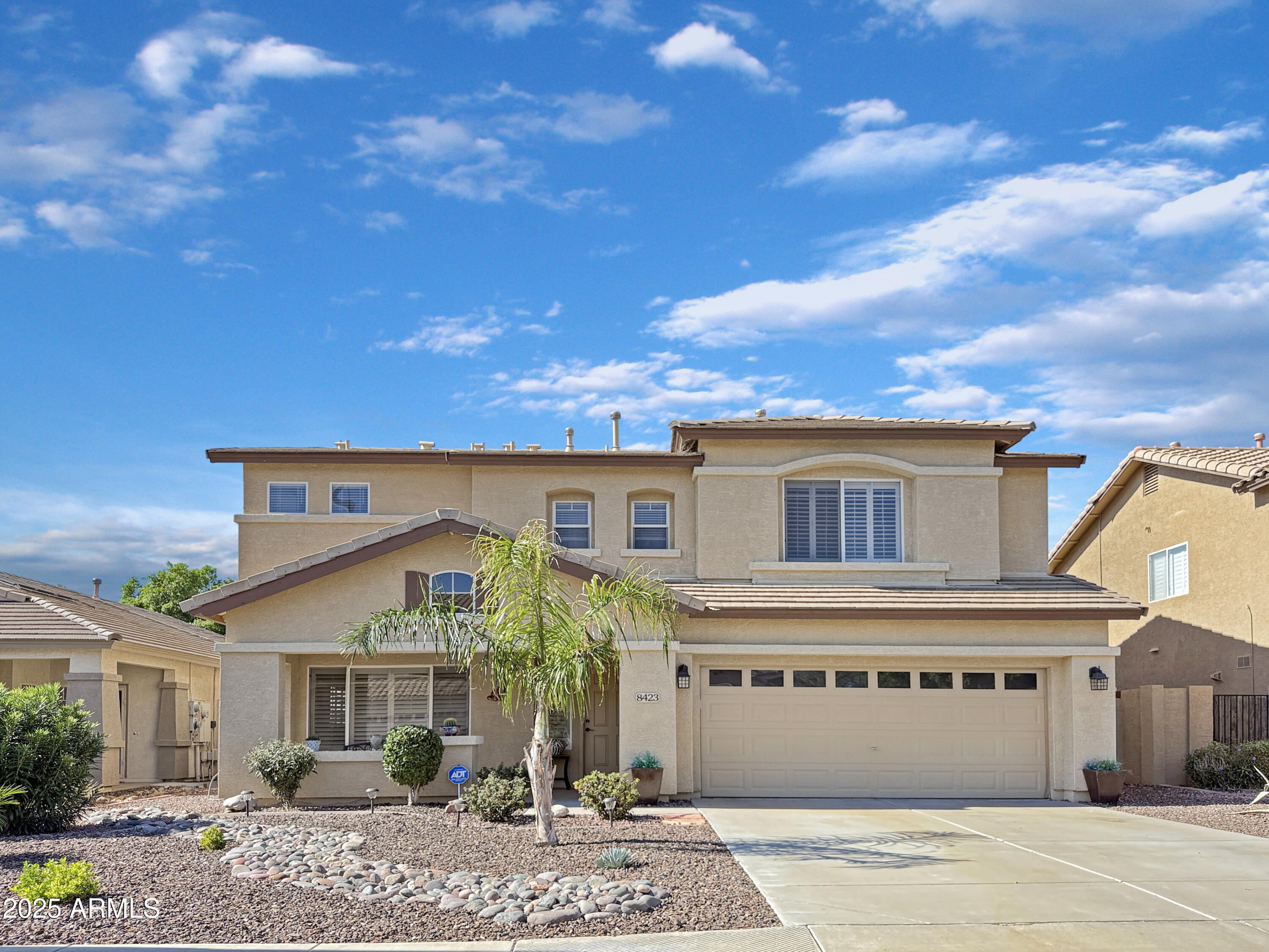 8423 W MARY ANN Drive