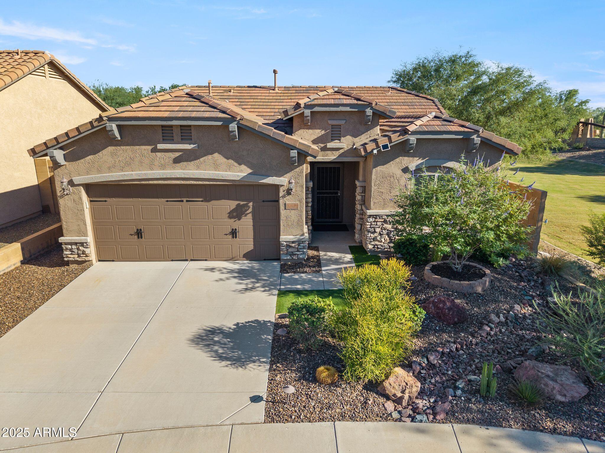 1849 W BUCKHORN Trail