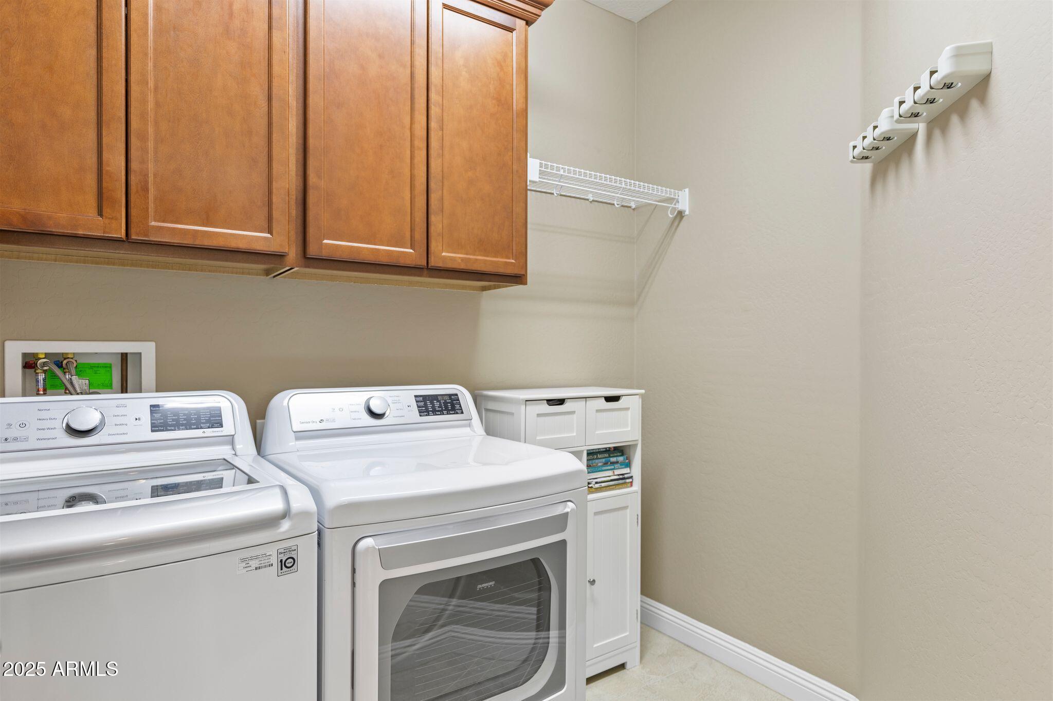 1849 W BUCKHORN Trail