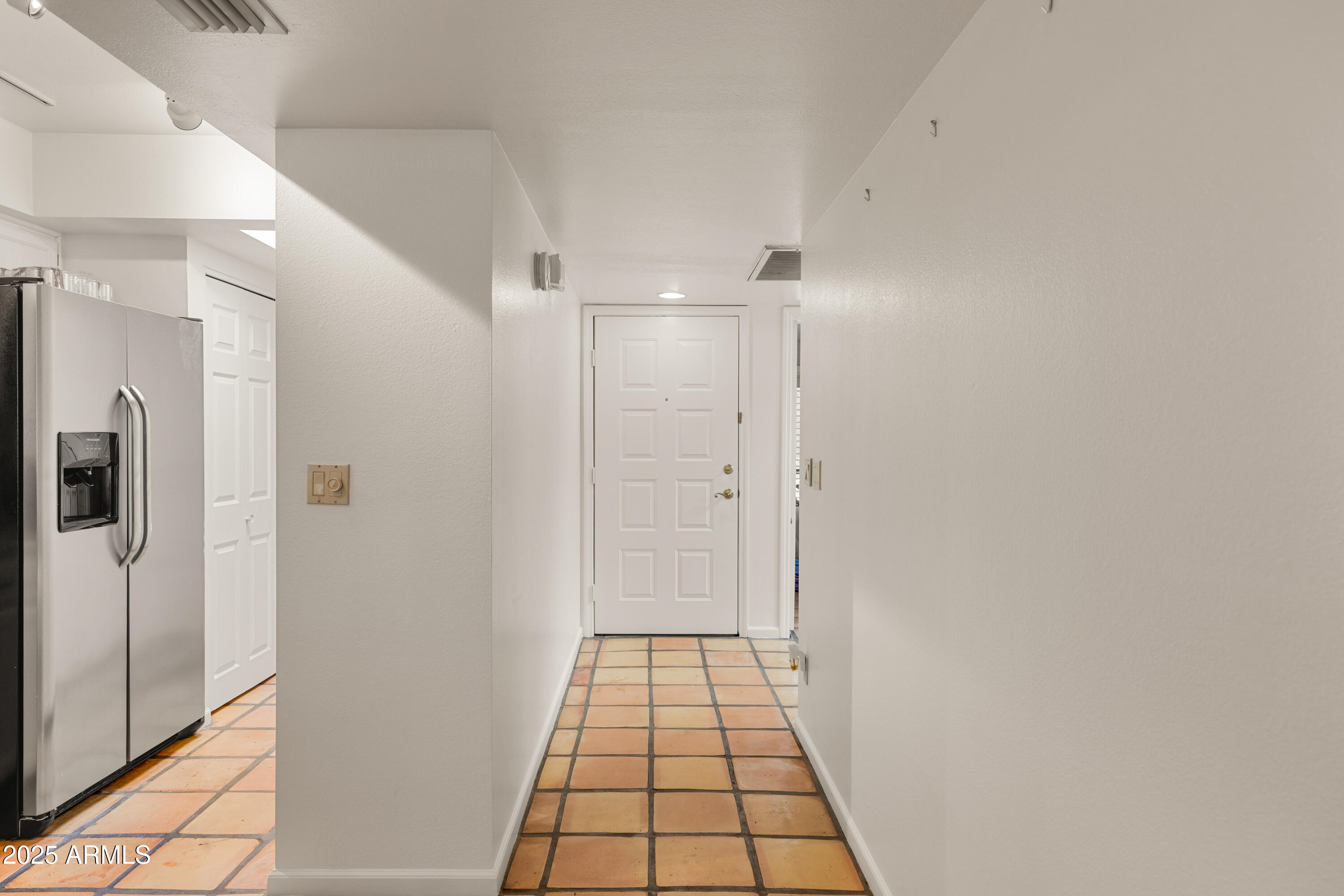 8651 E ROYAL PALM Road, 208, Scottsdale Unit: 208