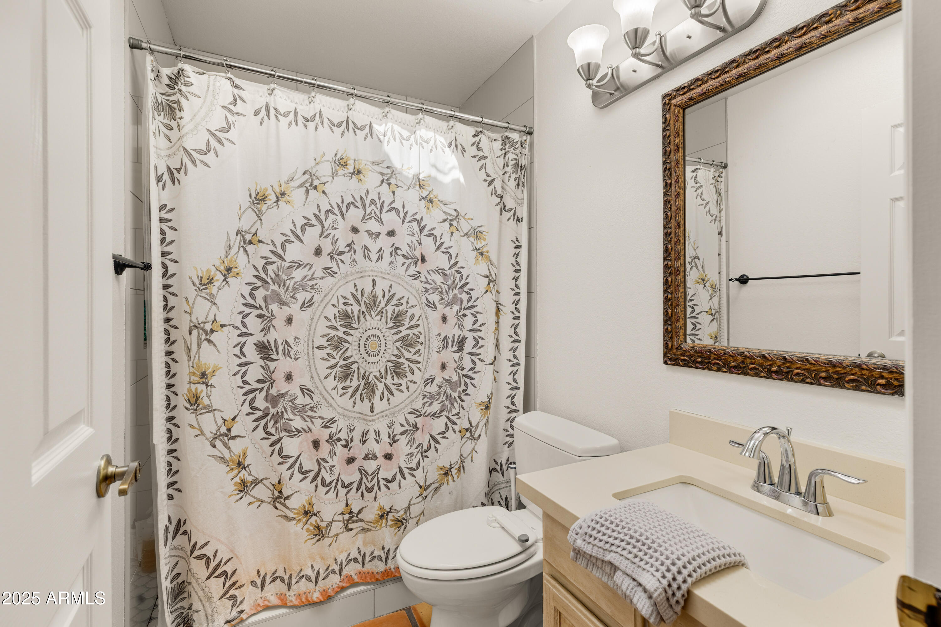 8651 E ROYAL PALM Road, 208, Scottsdale Unit: 208