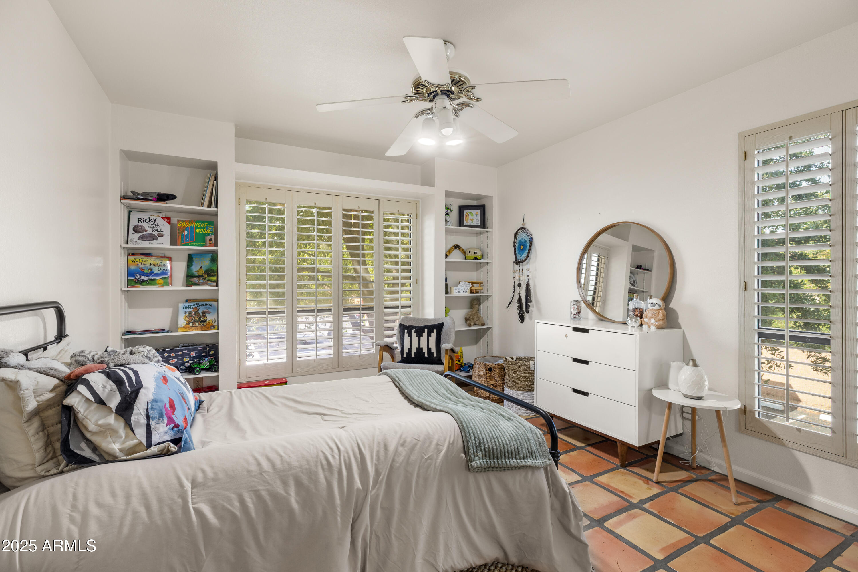 8651 E ROYAL PALM Road, 208, Scottsdale Unit: 208