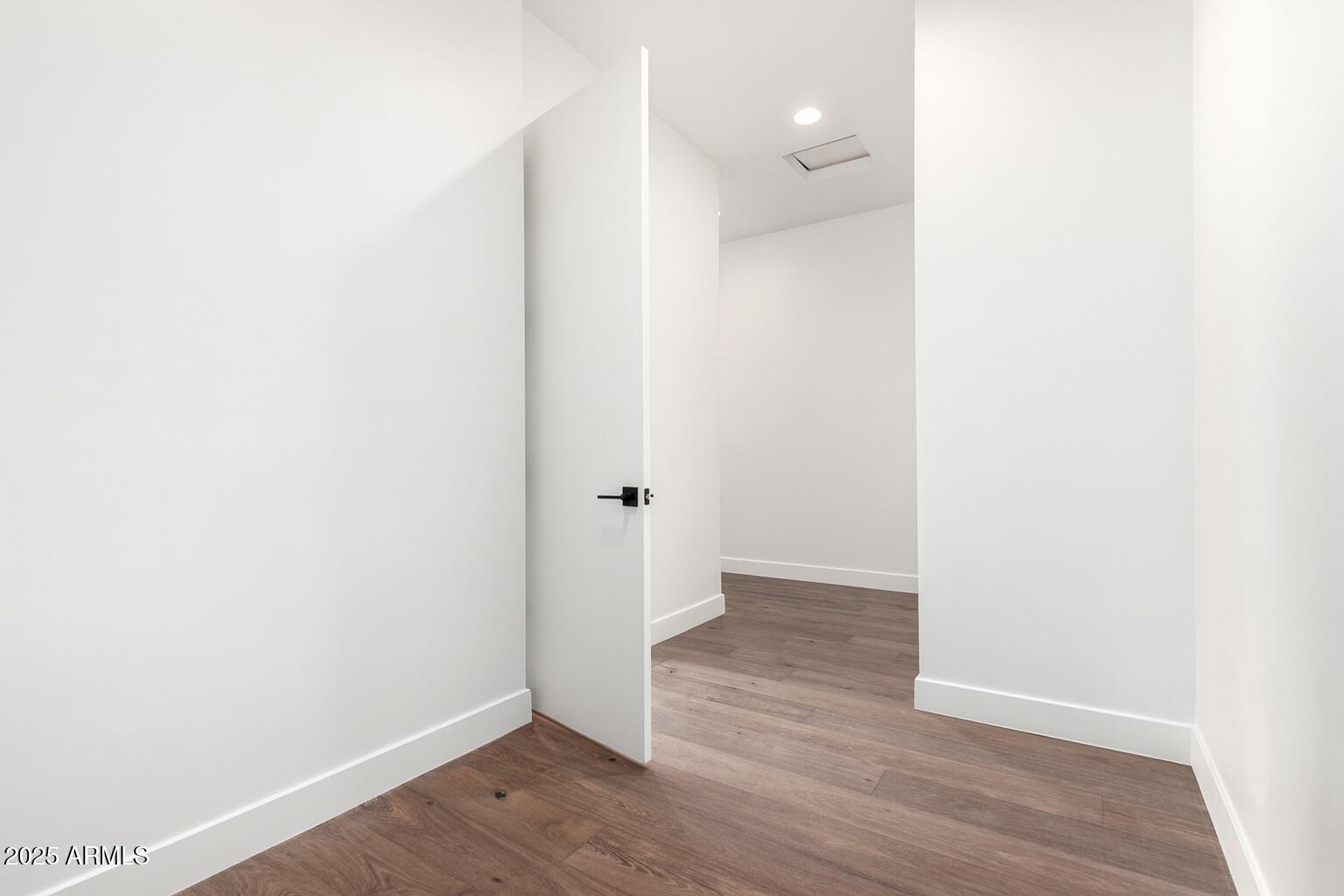 5721 E RANCHO CALIENTE Drive