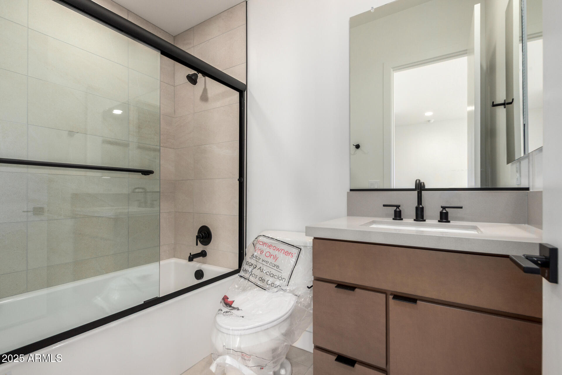 5721 E RANCHO CALIENTE Drive