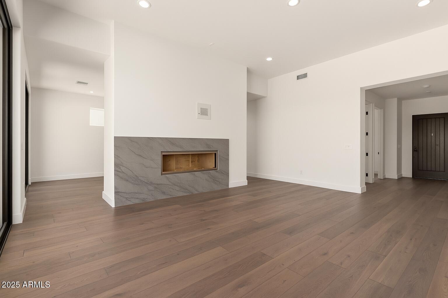 5721 E RANCHO CALIENTE Drive