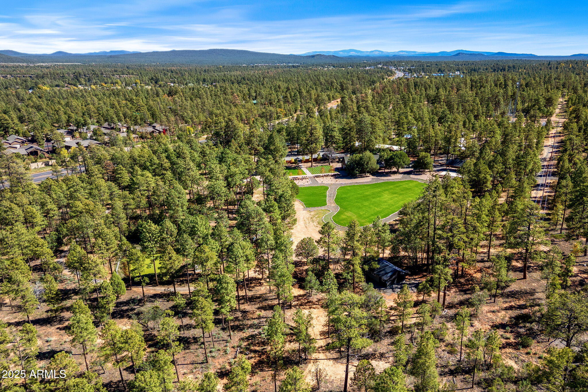 6385 W WHITE MOUNTAIN Boulevard