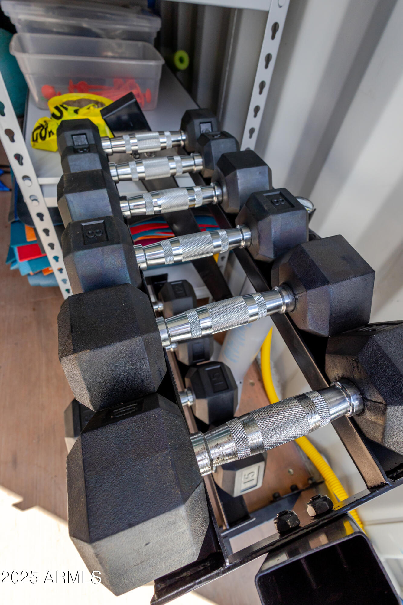 6385 W WHITE MOUNTAIN Boulevard