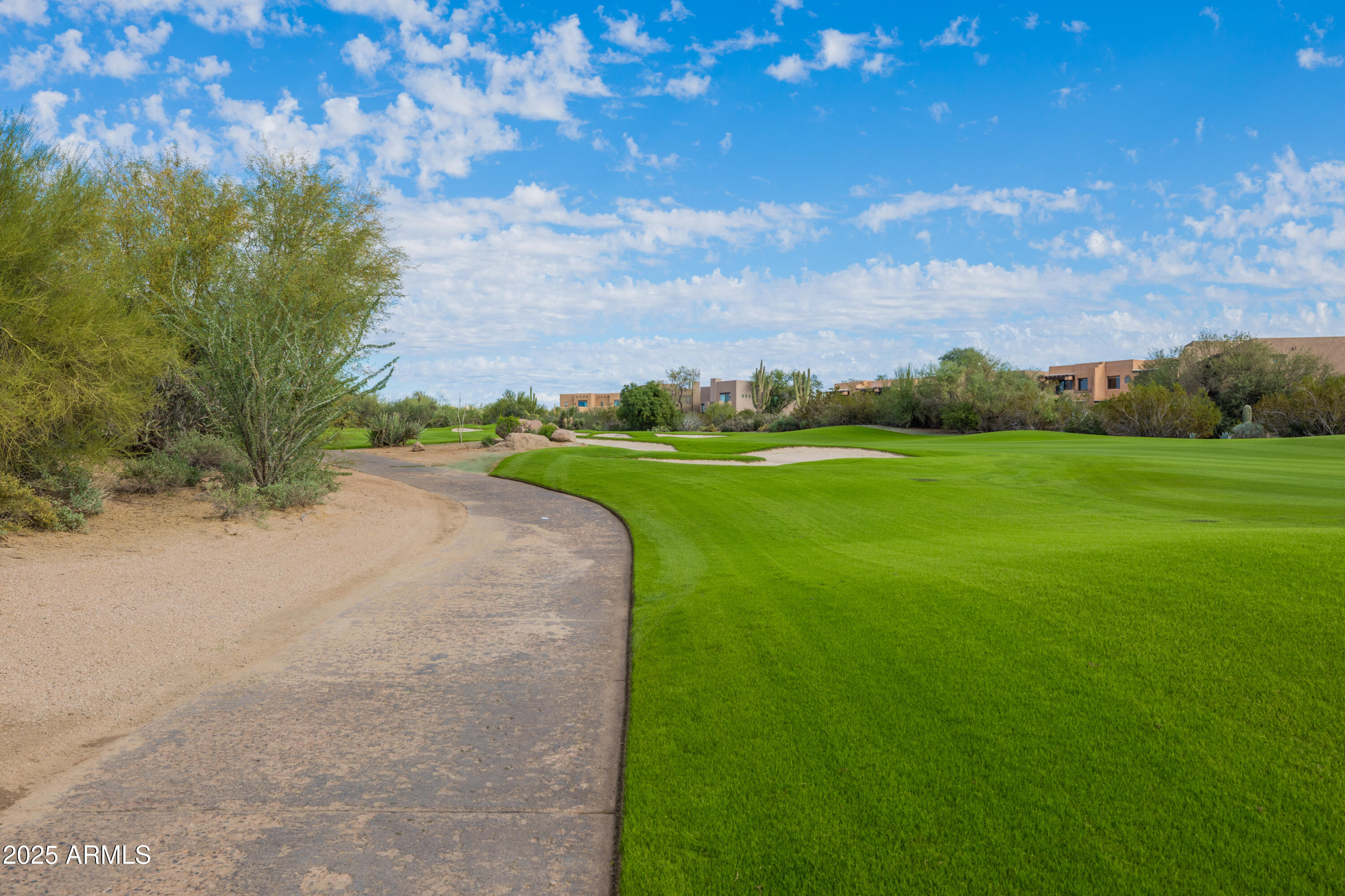 10260 E WHITE FEATHER Lane, 1050