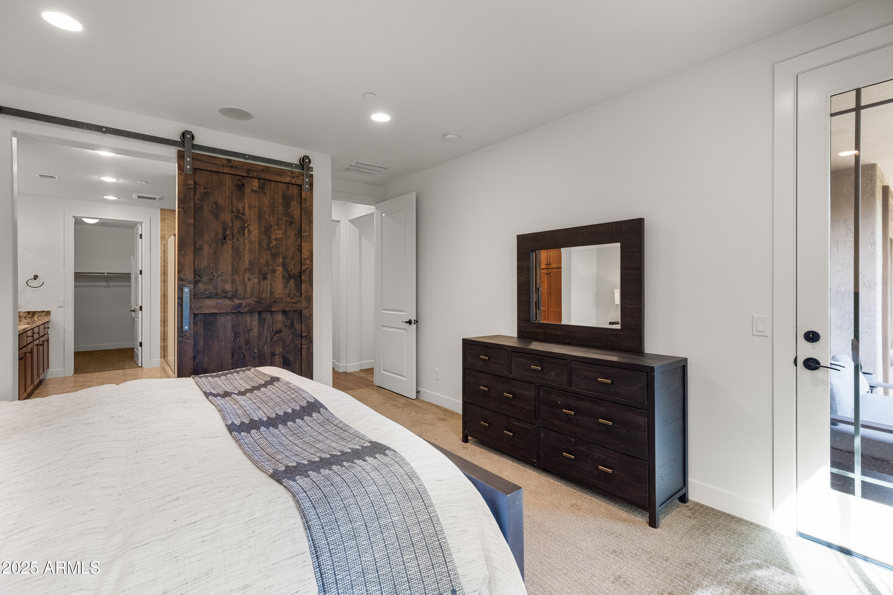 10260 E WHITE FEATHER Lane, 1050